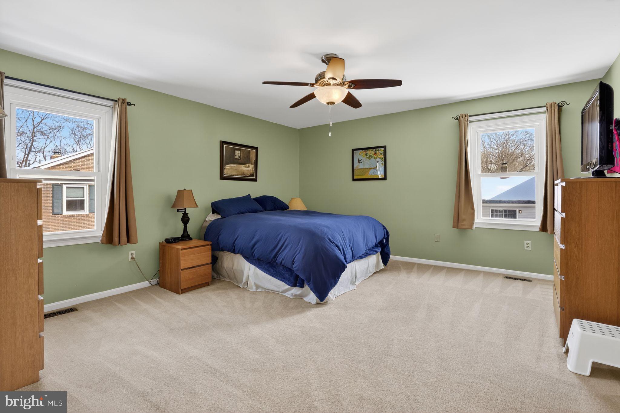 COURTS OF CROFTON - Residential