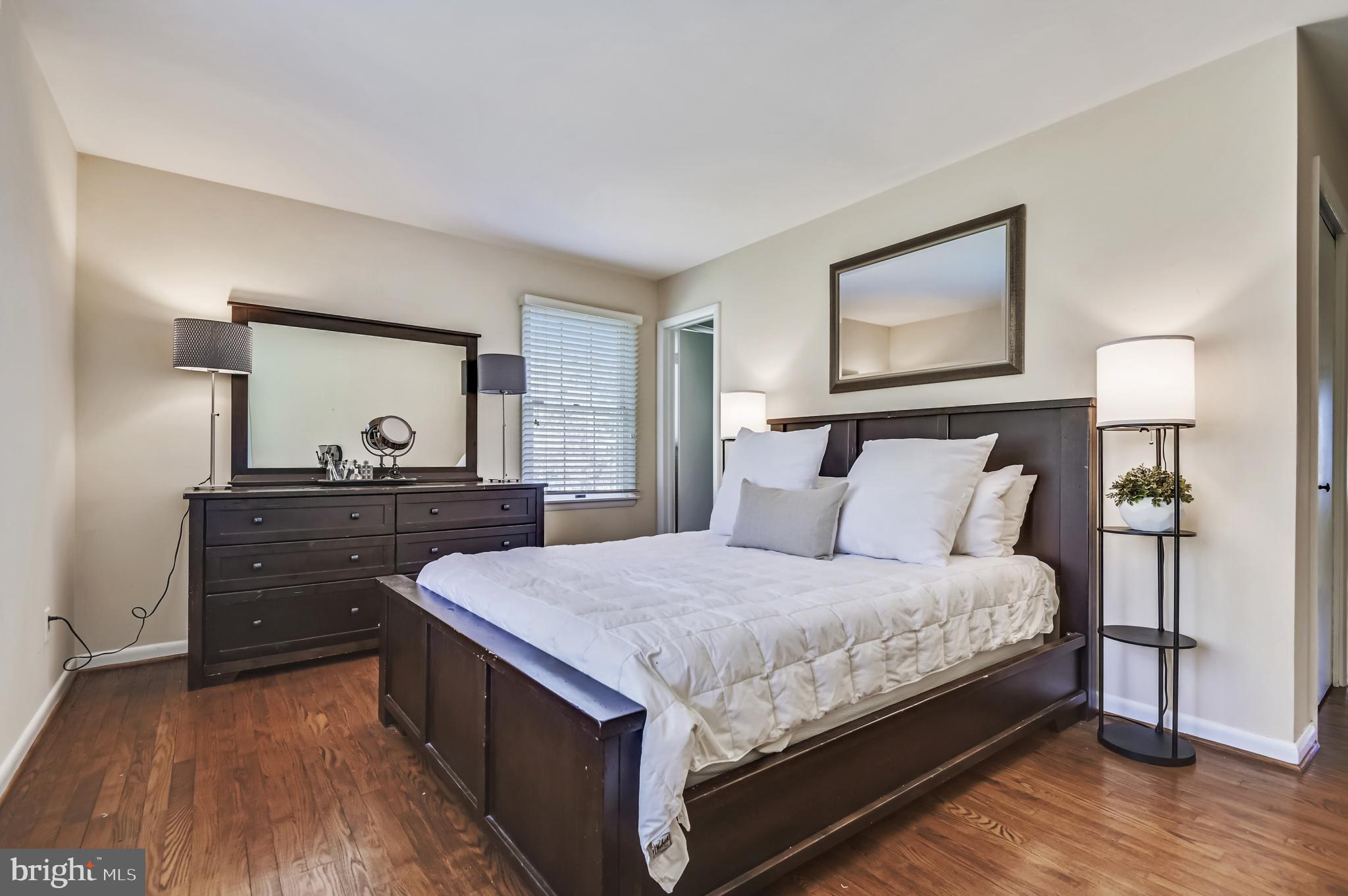 PRETTYBOY - Residential