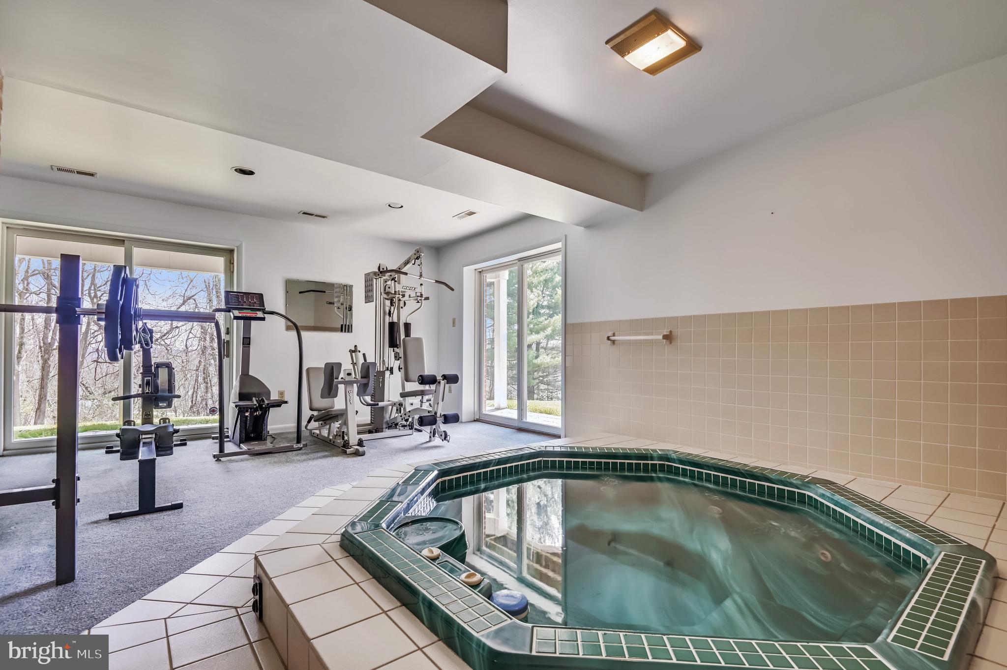 PRETTYBOY - Residential