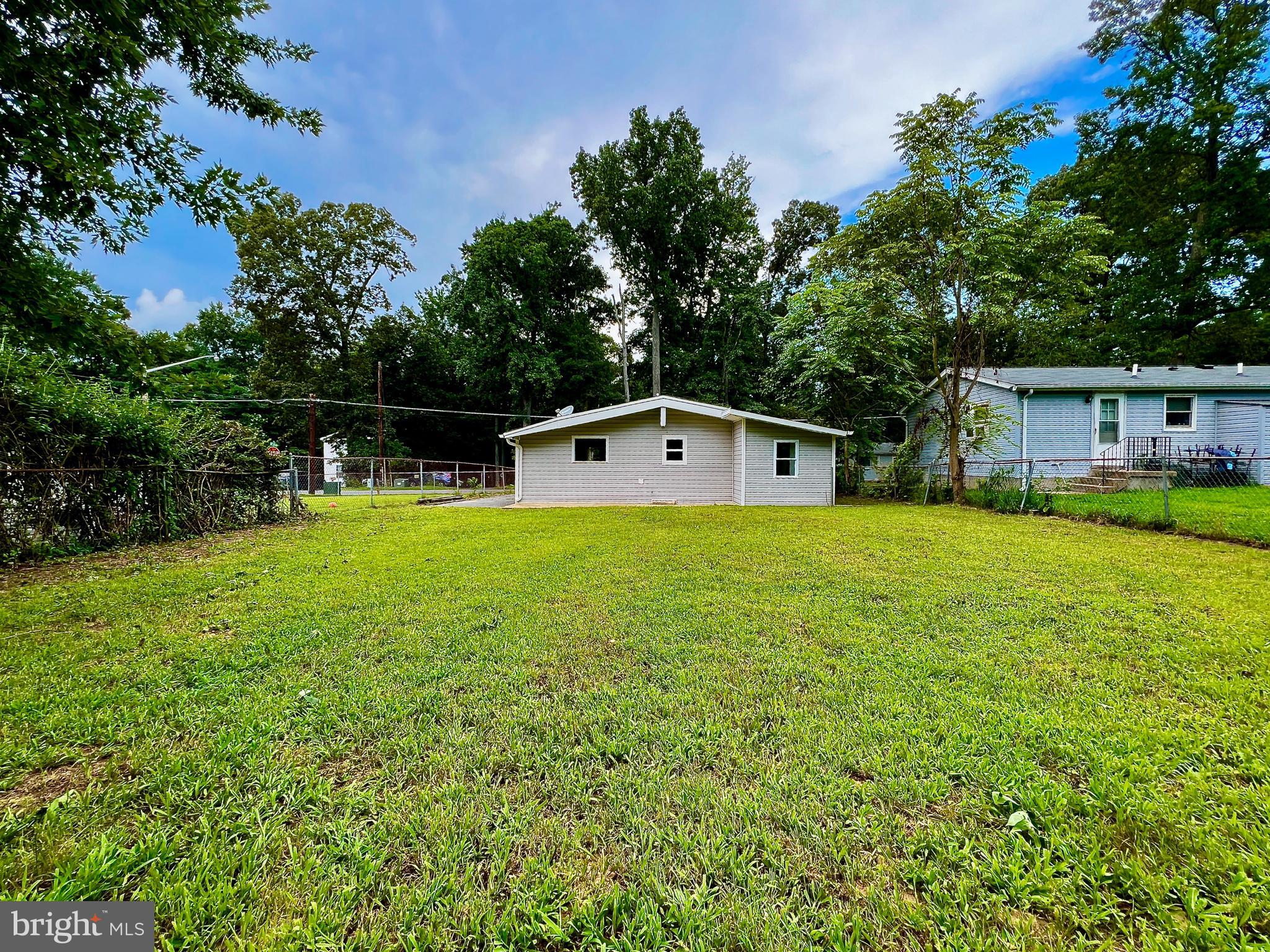 WHITE SANDS - Residential