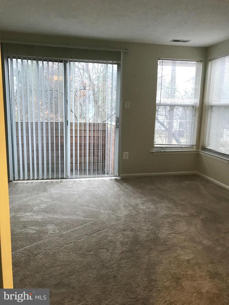 VILLAGE OF HICKORY RIDGE - Residential Lease