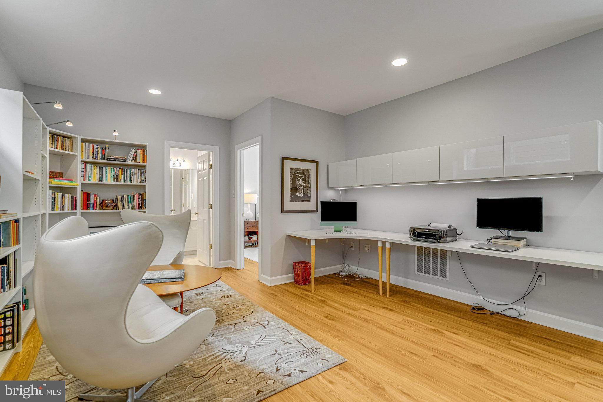 ELLISON HEIGHTS - Residential