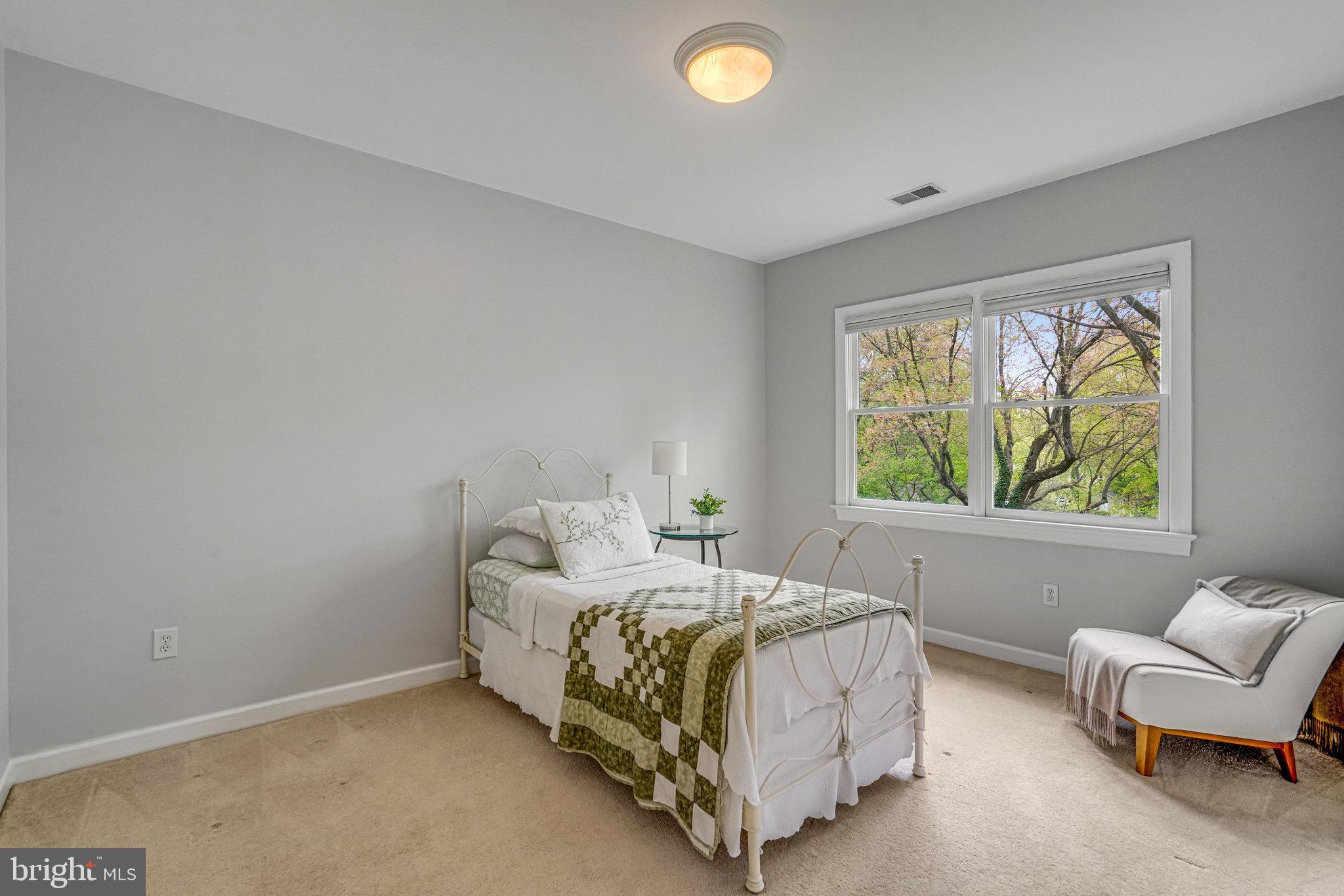 ELLISON HEIGHTS - Residential