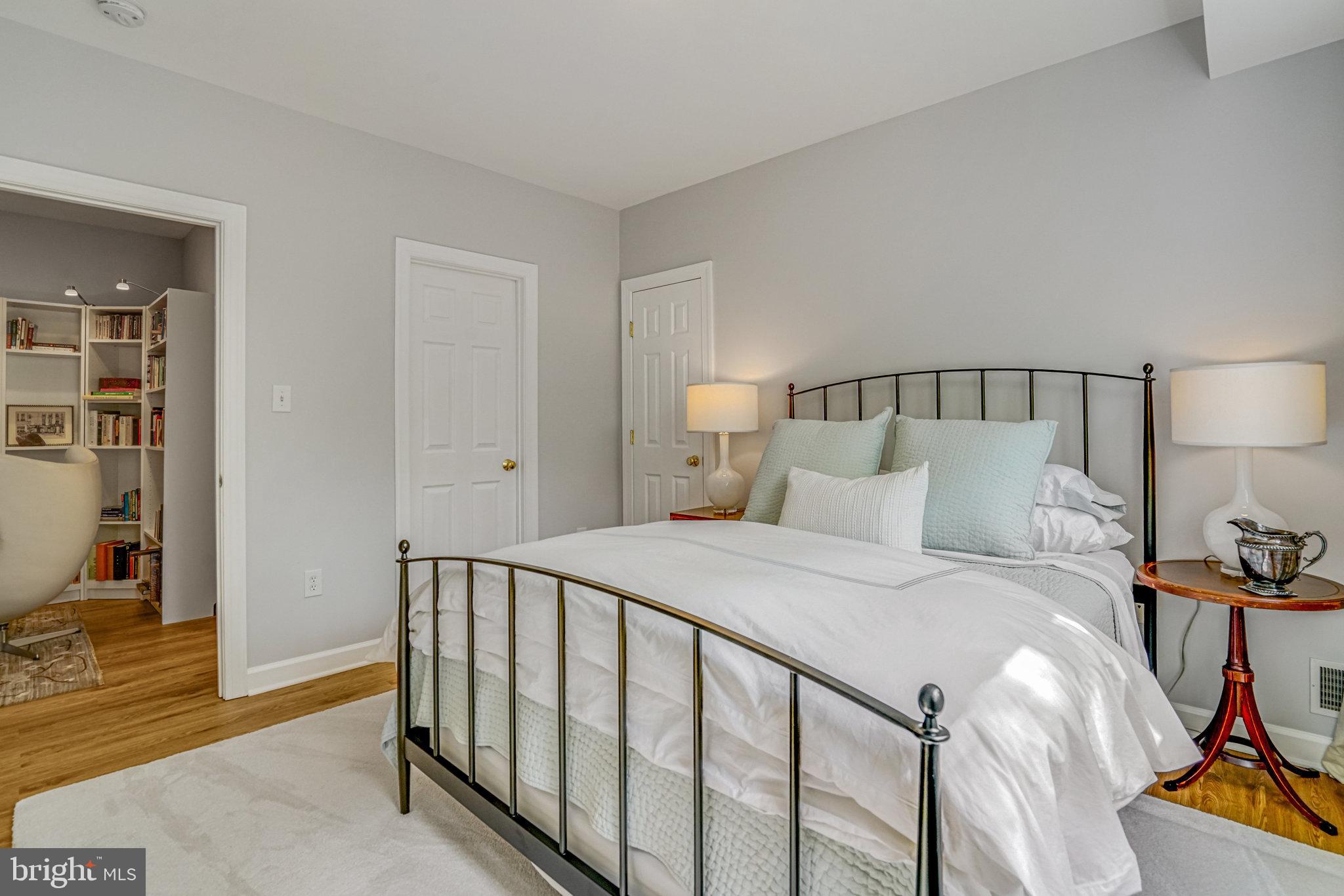 ELLISON HEIGHTS - Residential