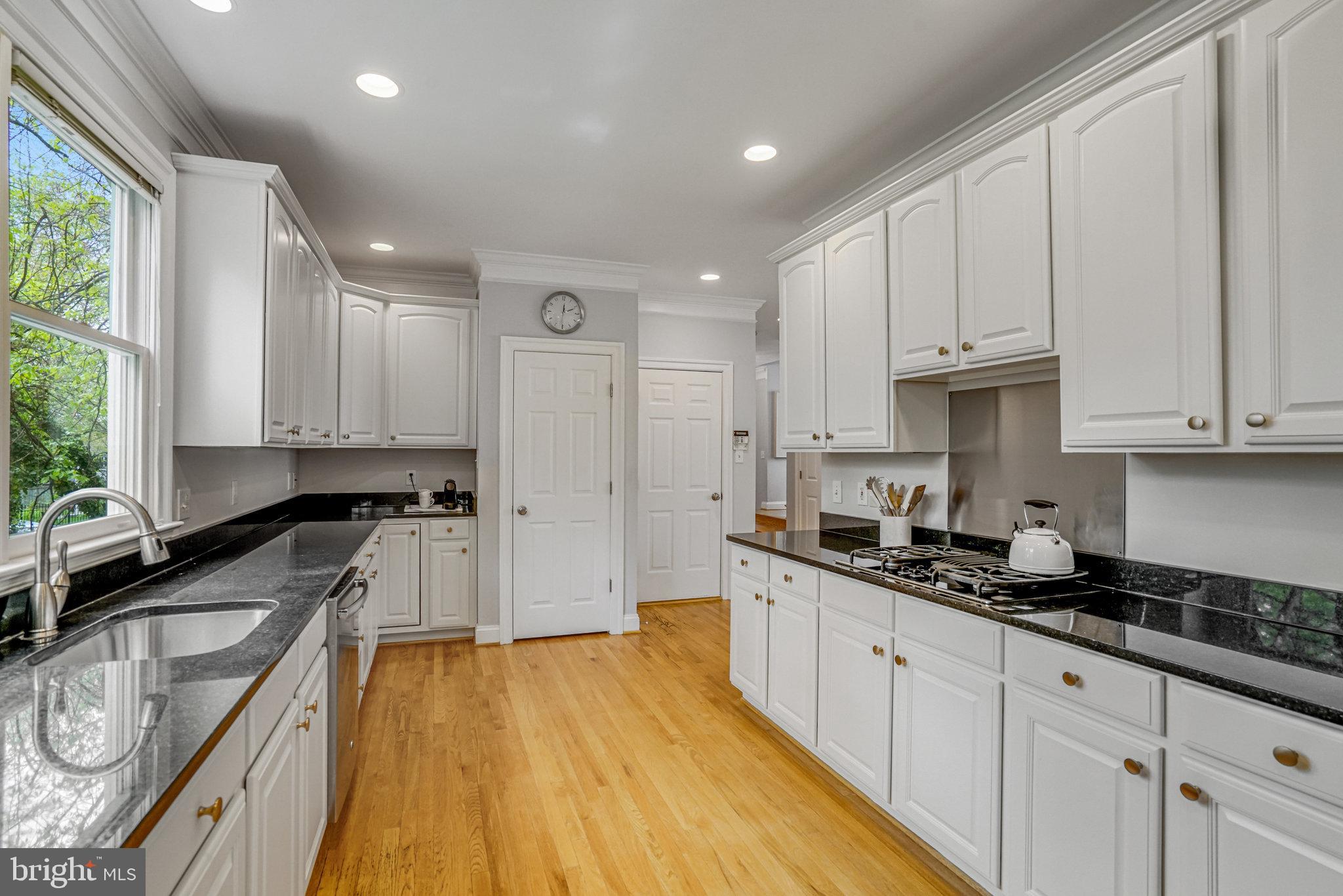 ELLISON HEIGHTS - Residential