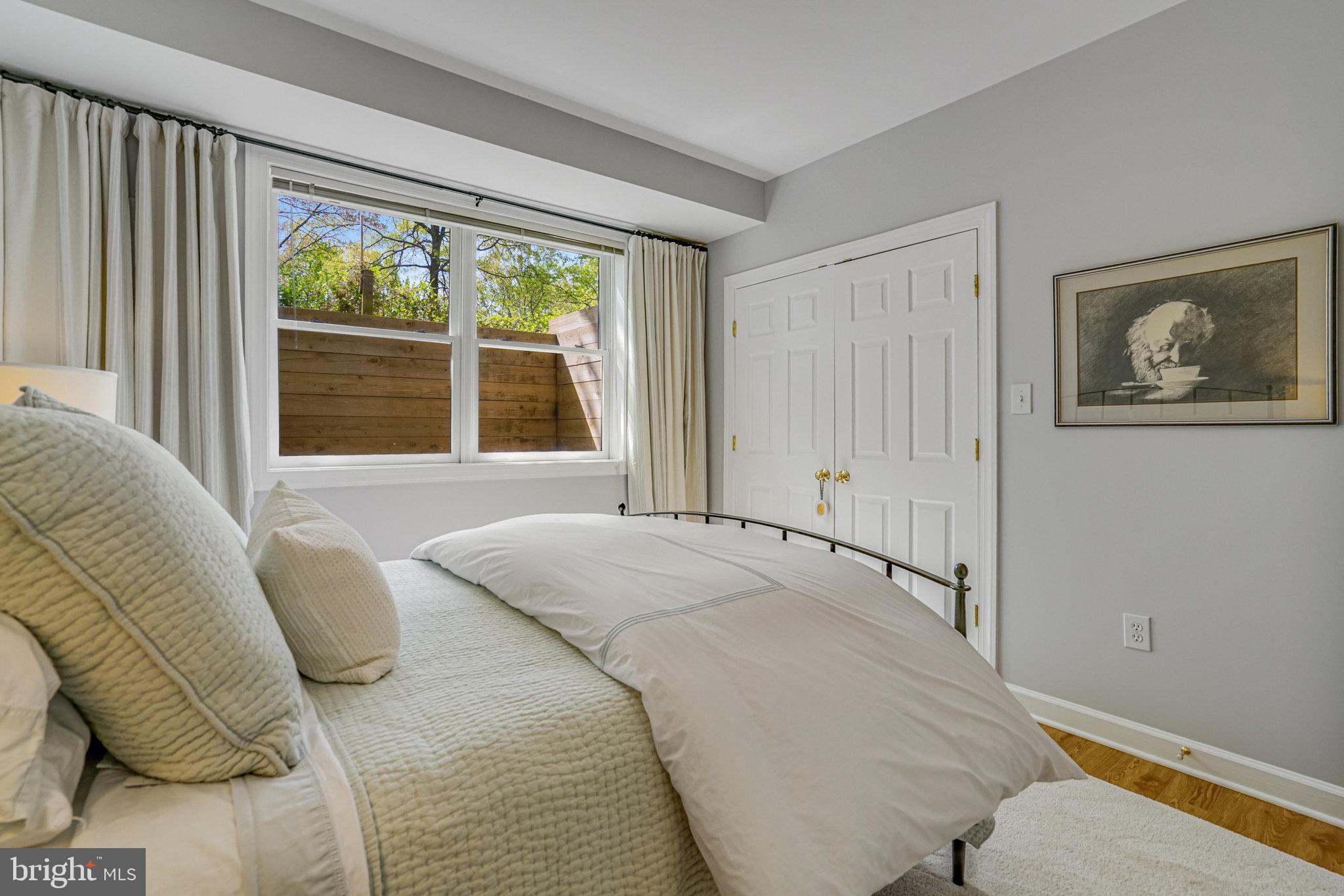 ELLISON HEIGHTS - Residential