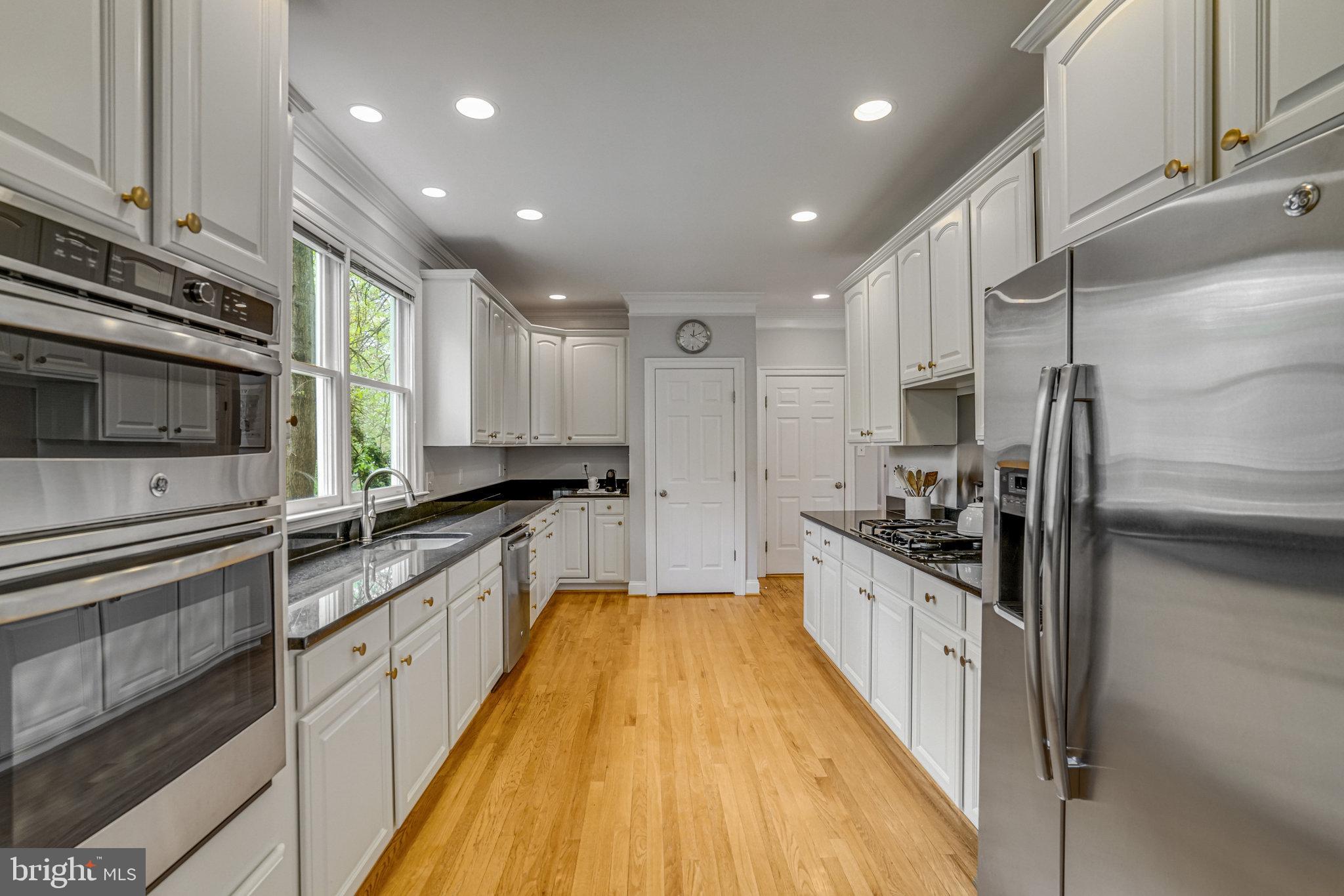 ELLISON HEIGHTS - Residential