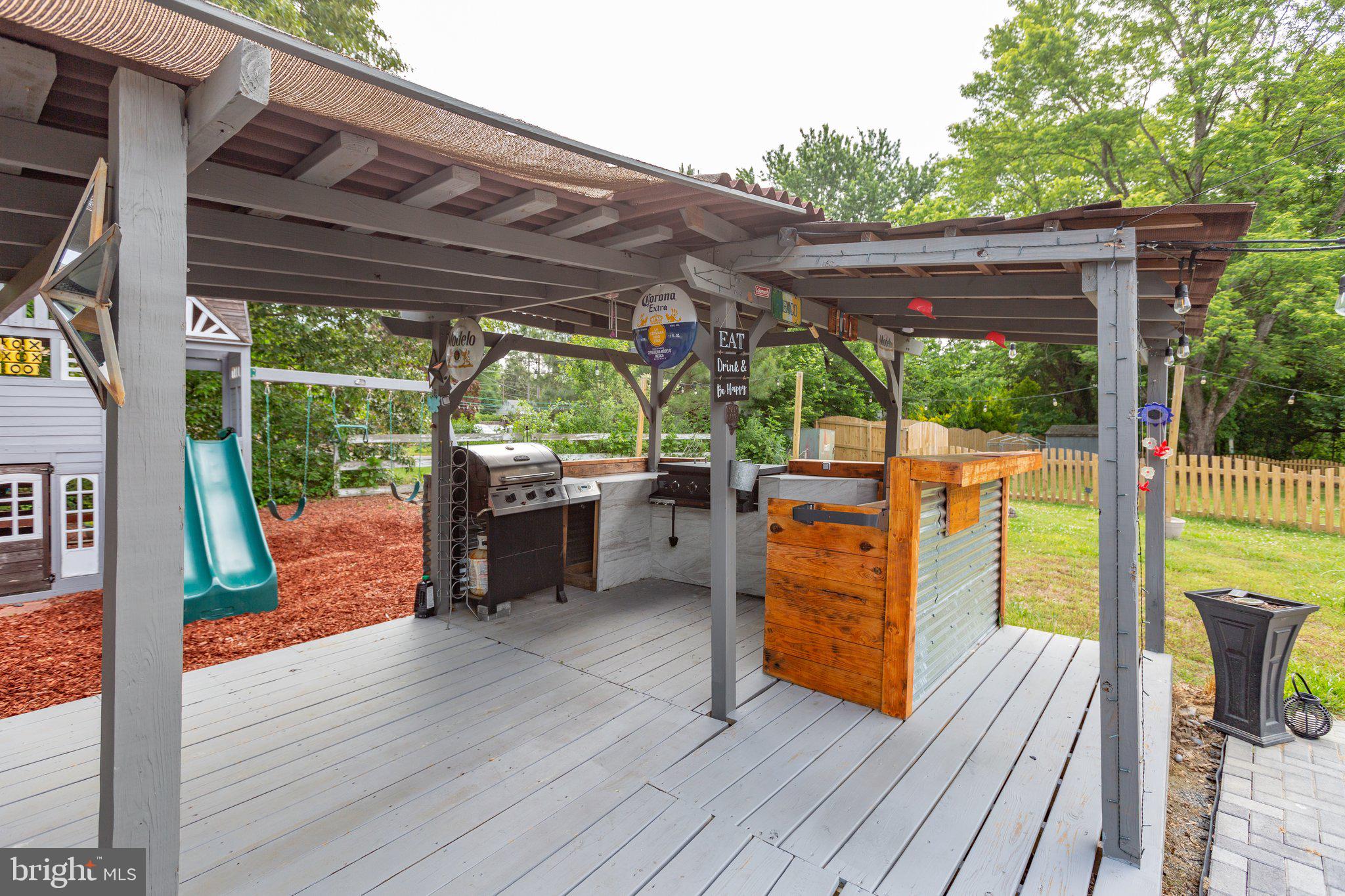 ELLIOT - Residential