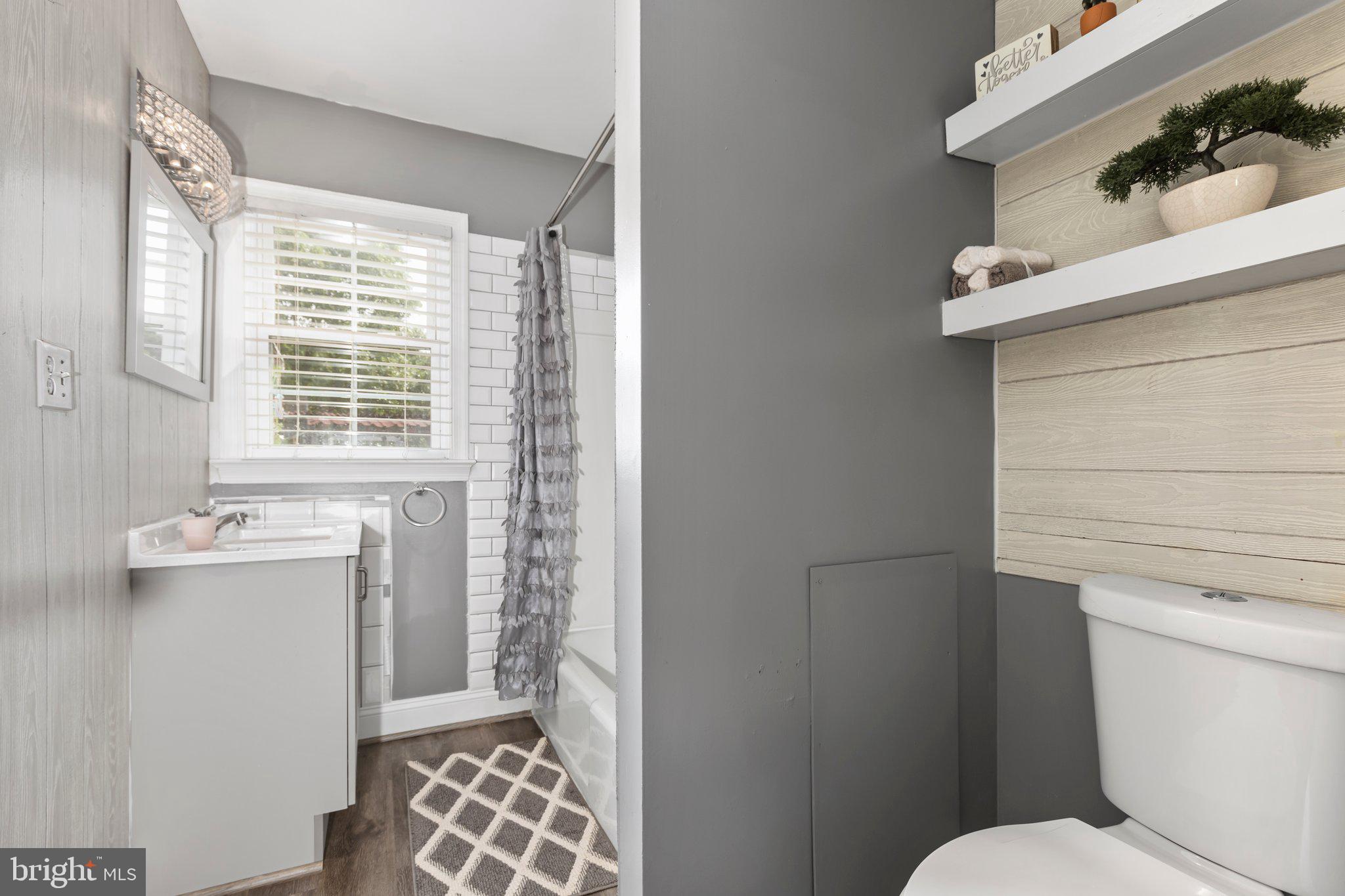 ELLIOT - Residential