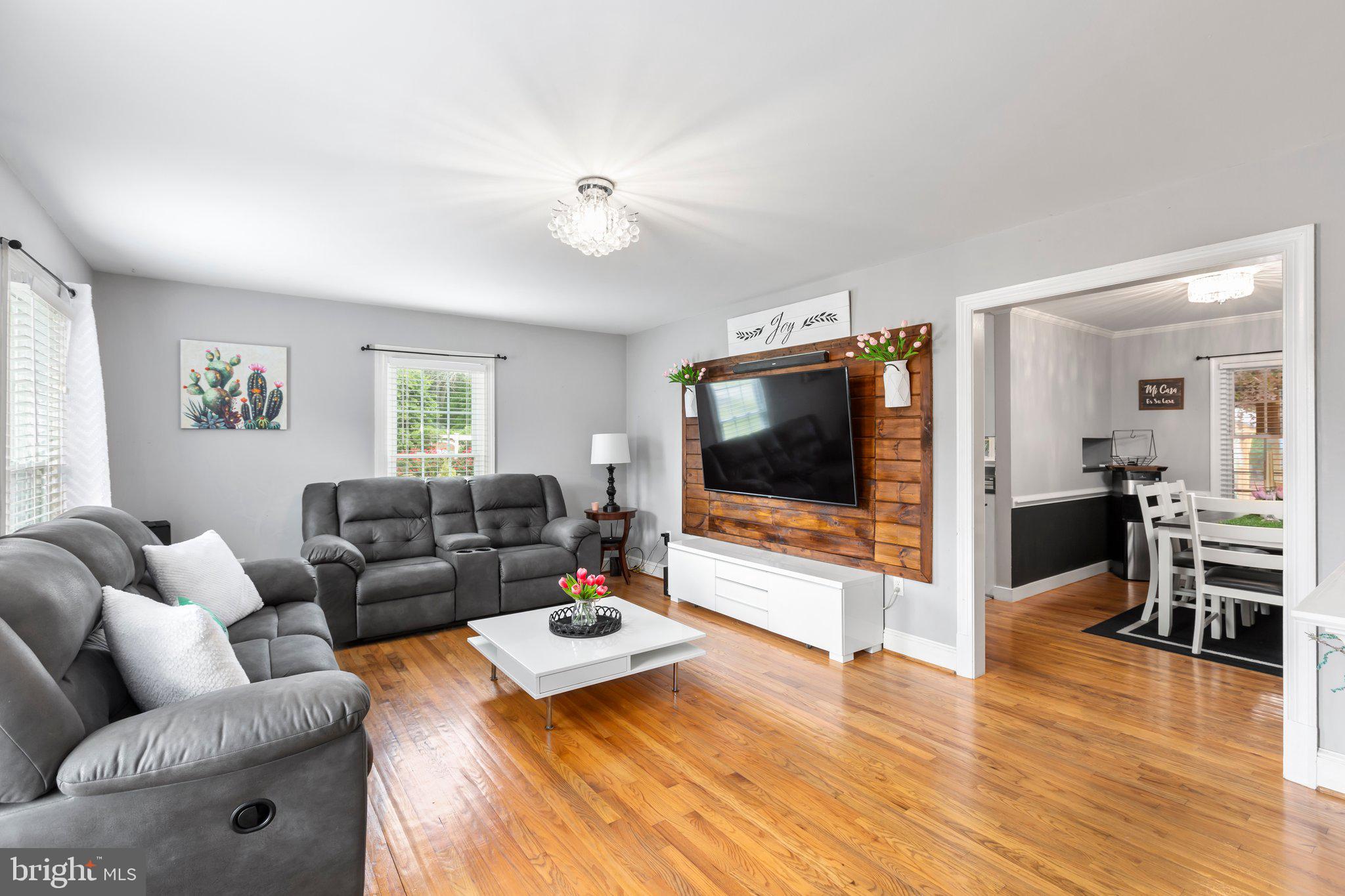 ELLIOT - Residential