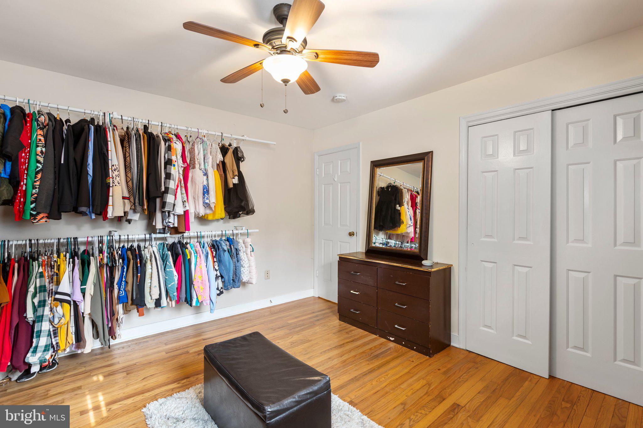 ELLIOT - Residential