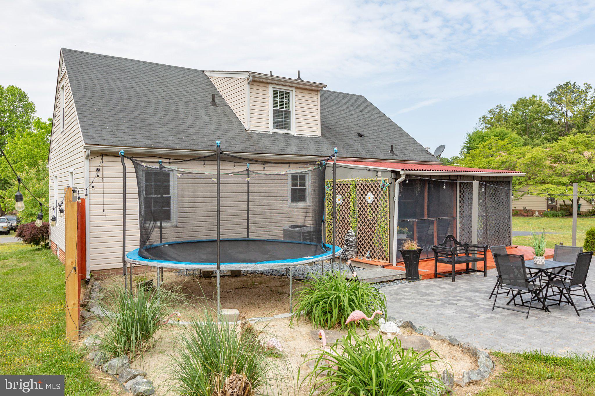 ELLIOT - Residential