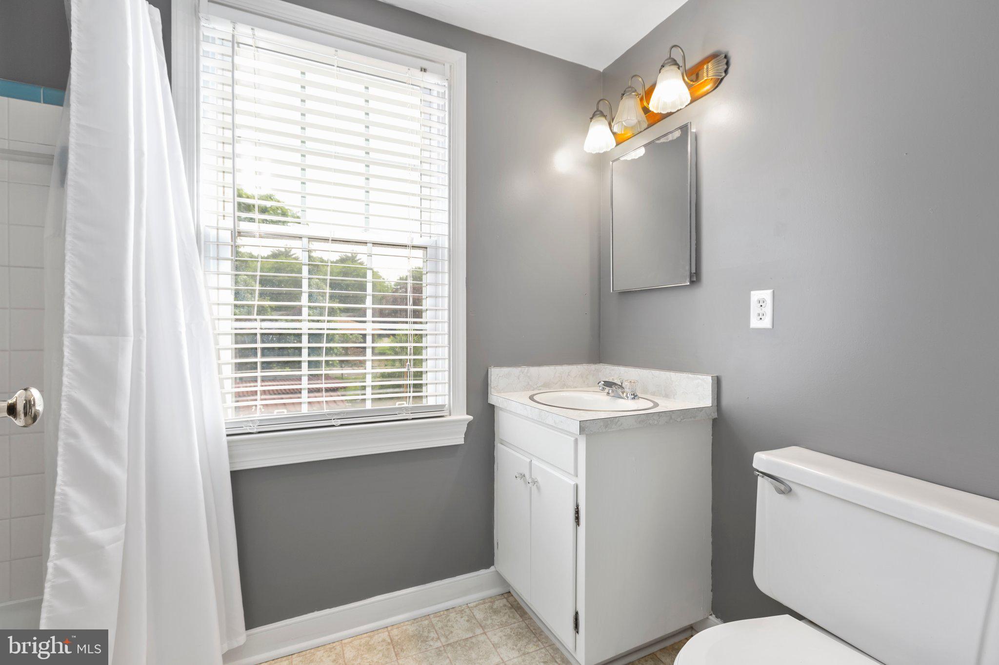 ELLIOT - Residential