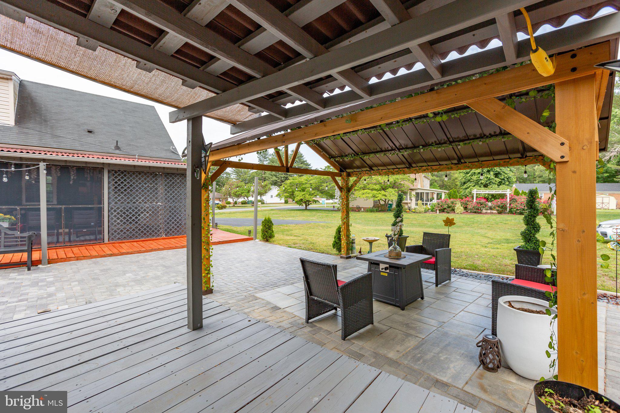 ELLIOT - Residential