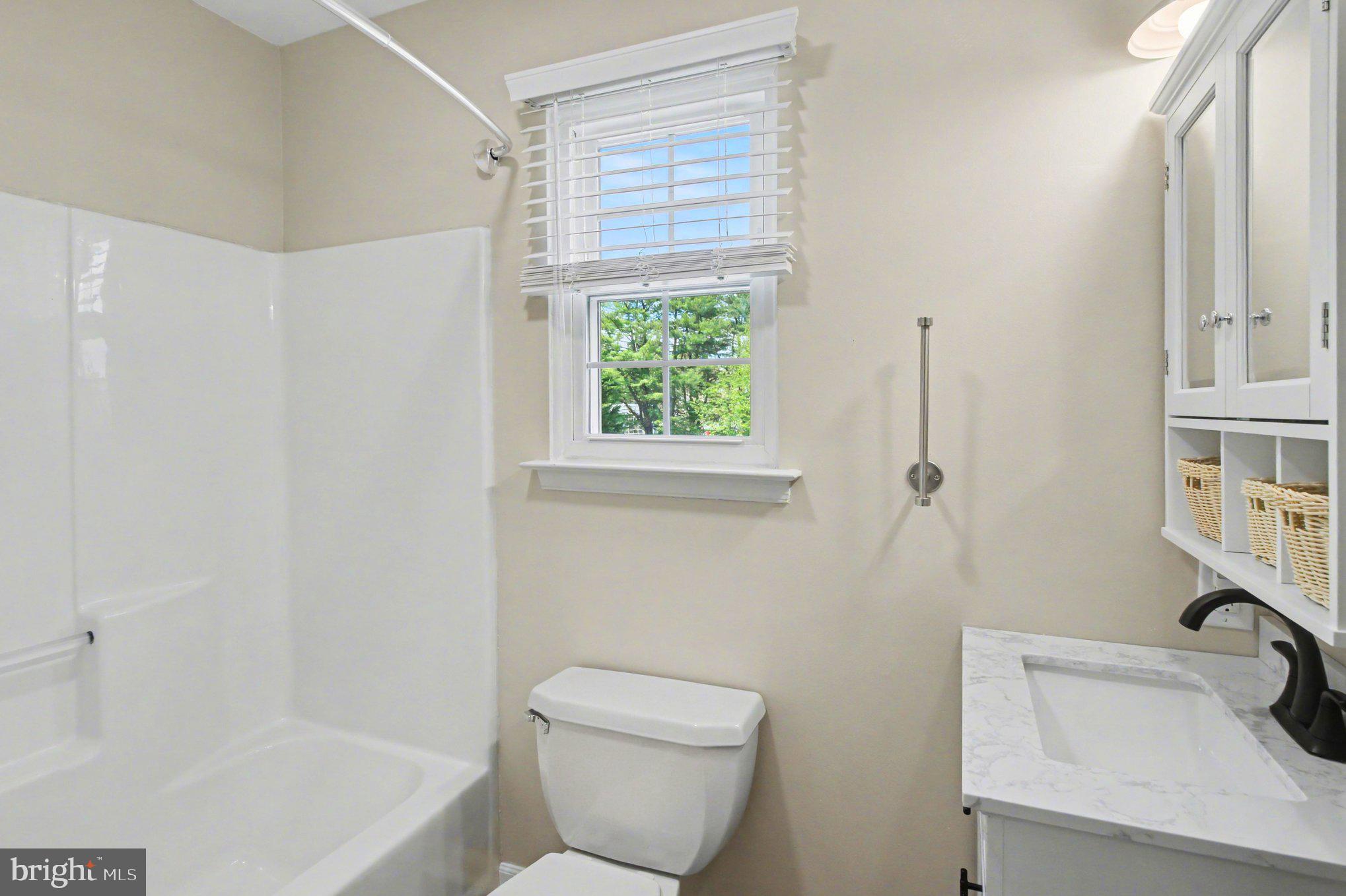 YORKTOWN - Residential