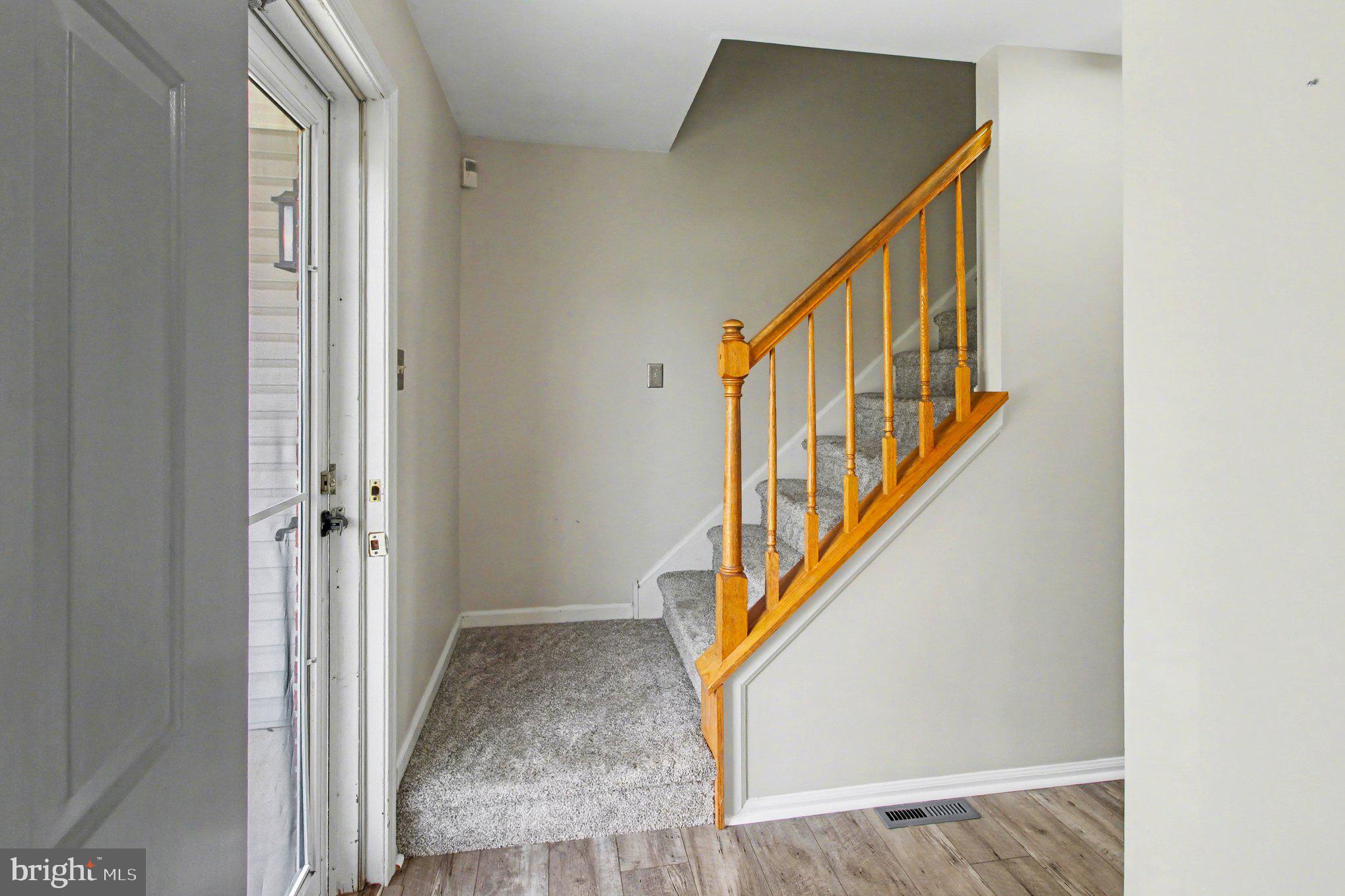 YORKTOWN - Residential