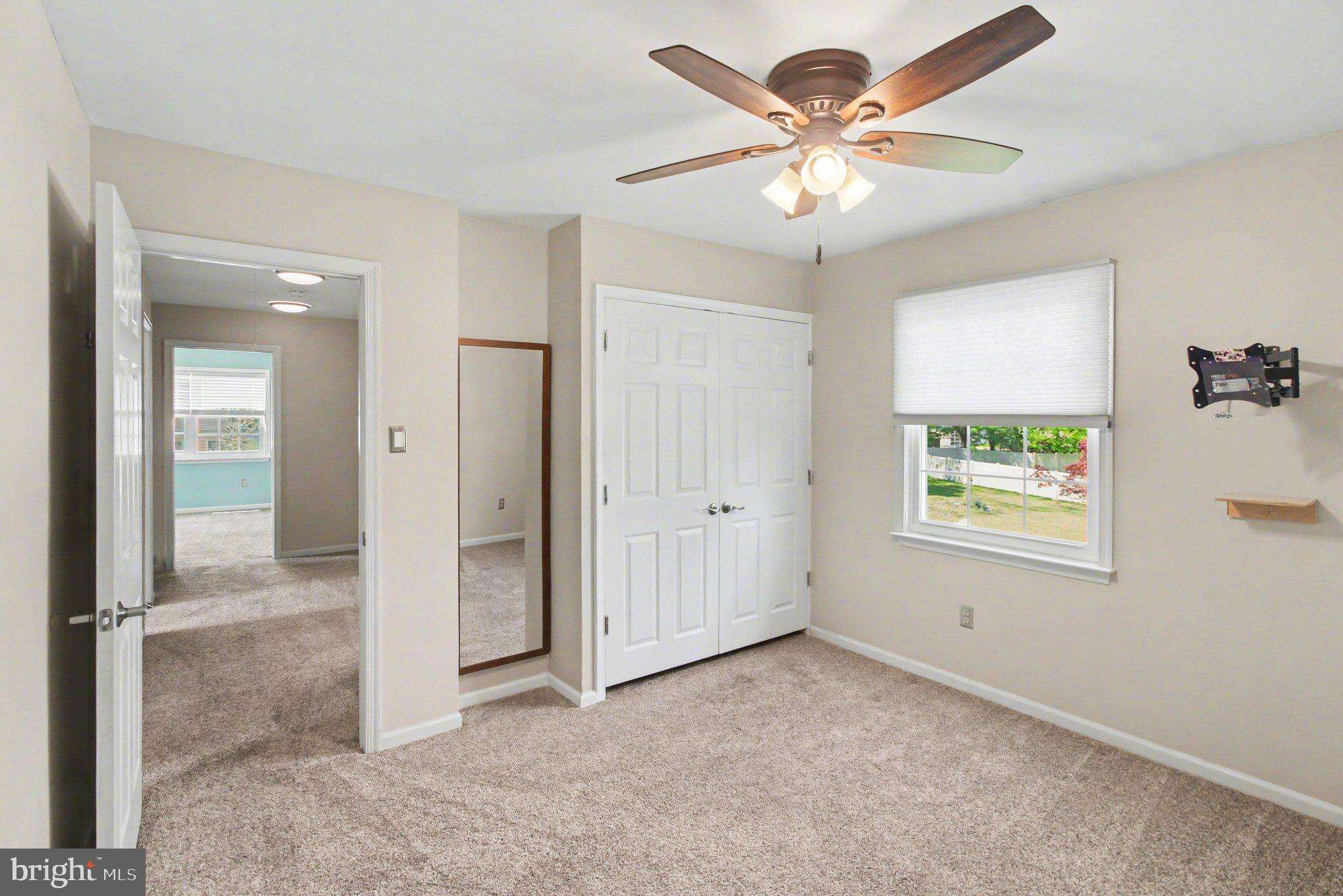 YORKTOWN - Residential