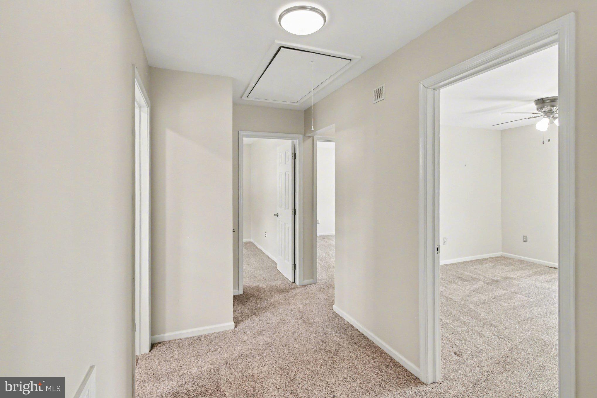 YORKTOWN - Residential