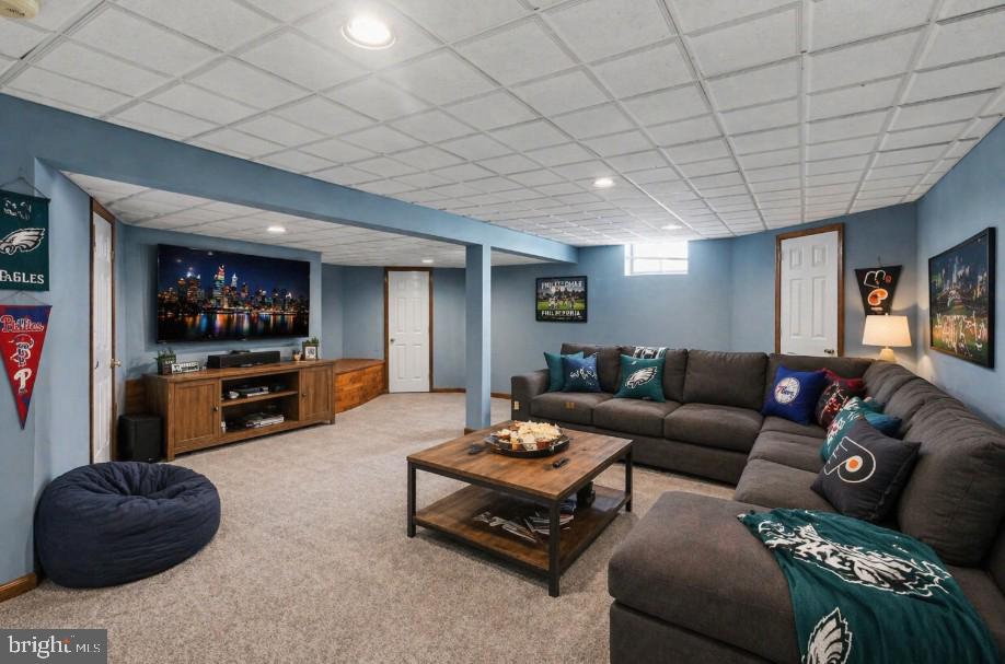 YORKTOWN - Residential