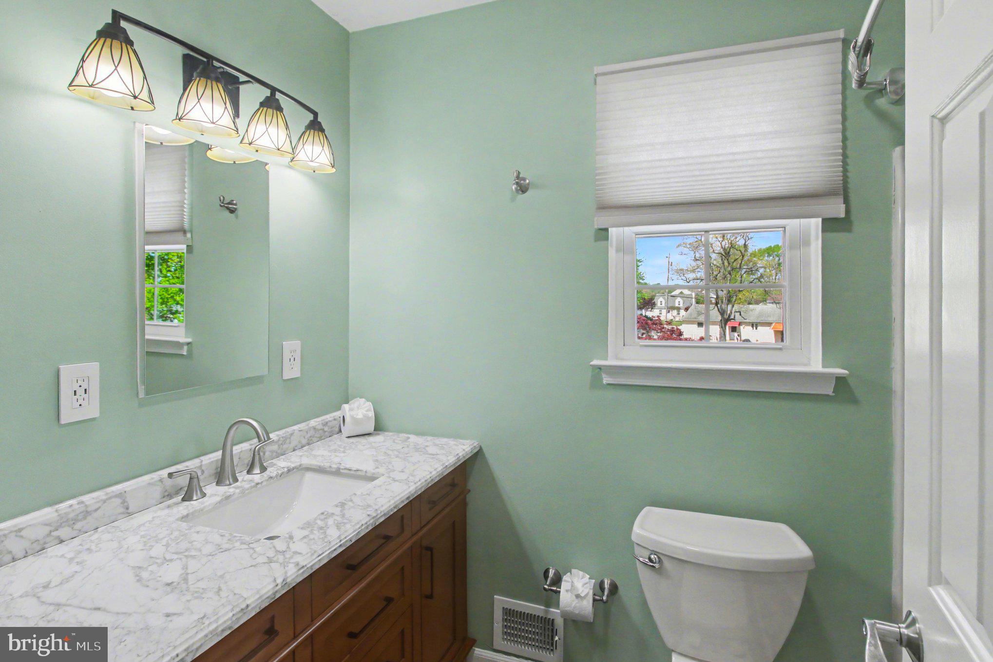 YORKTOWN - Residential