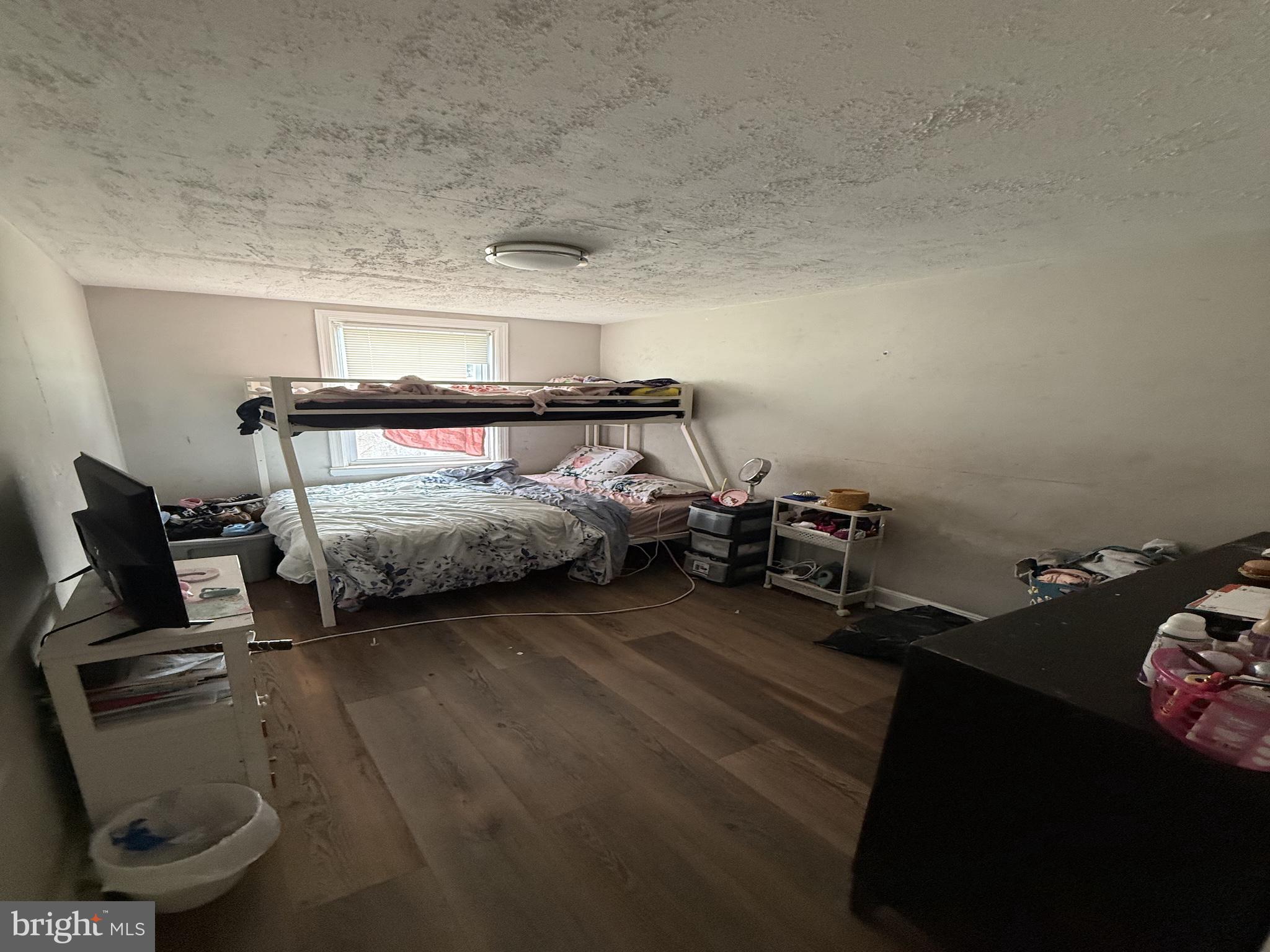 EDGEMONT PARK - Residential