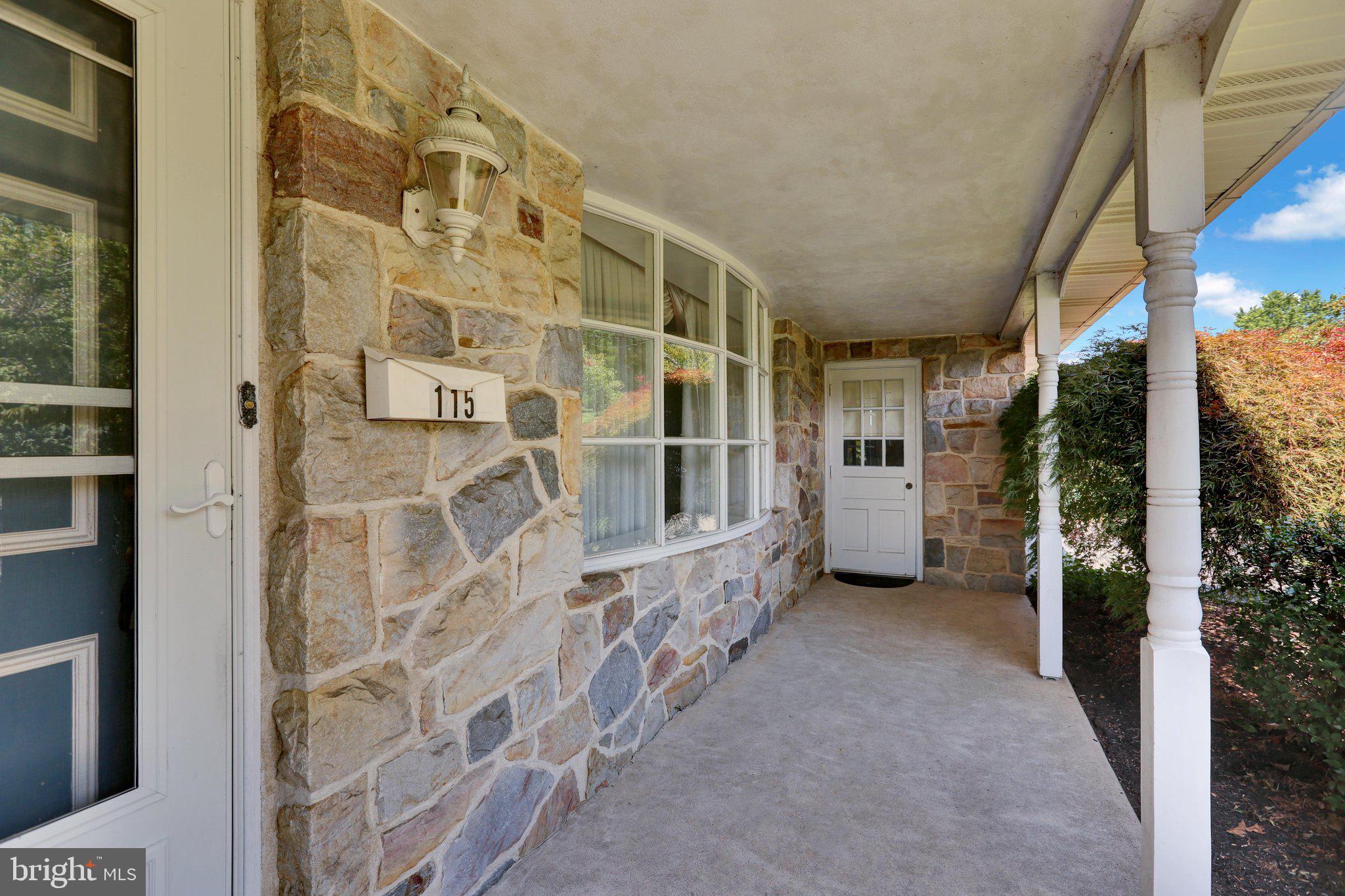 115 SUNSET LANE