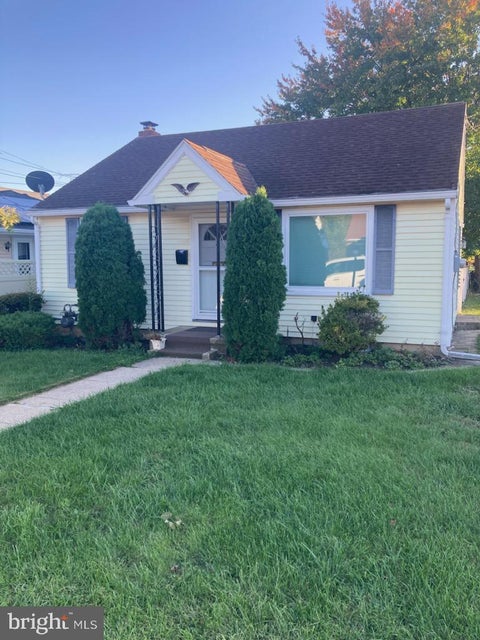 Photo of 413 Mckinley Avenue, HANOVER, PA 17331 (MLS # PAYK2113188)