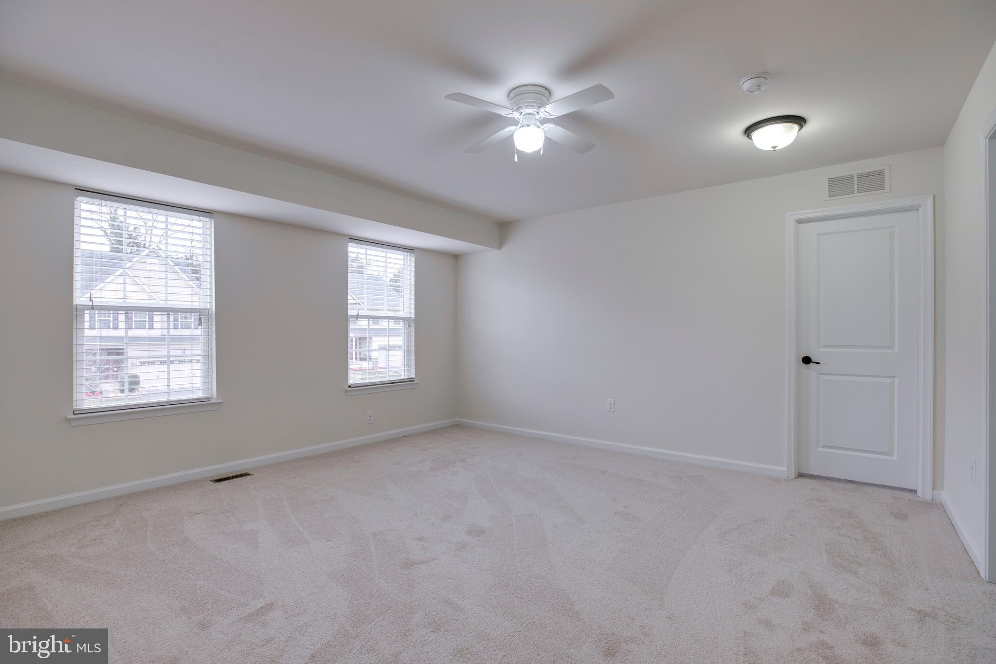 SOUTHGATE - Residential