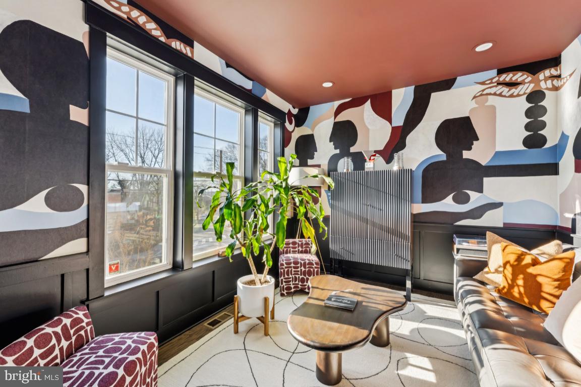 DEANWOOD PARK - Residential