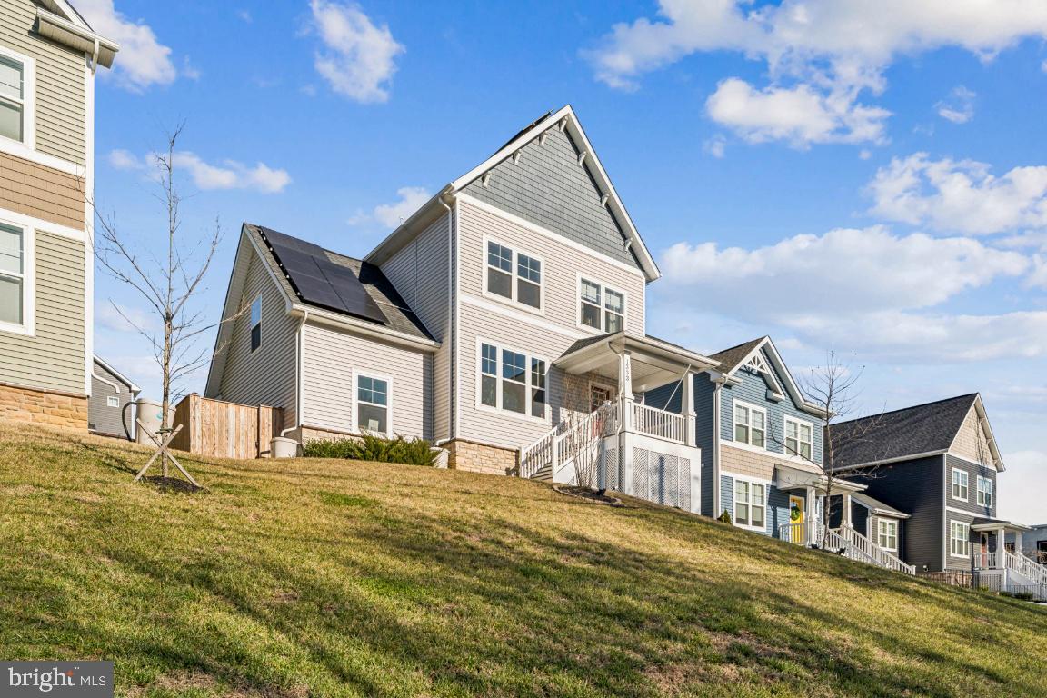 DEANWOOD PARK - Residential