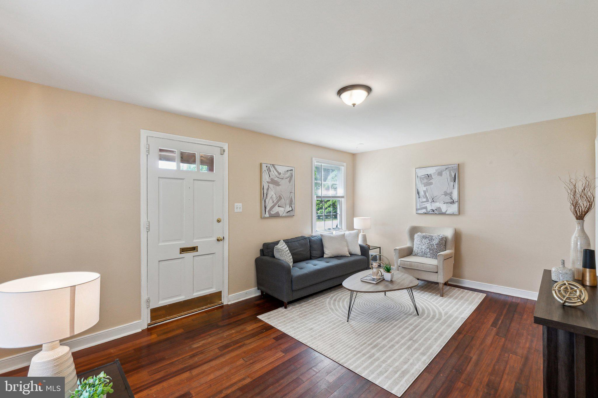 GLENMONT VILLAGE - Residential