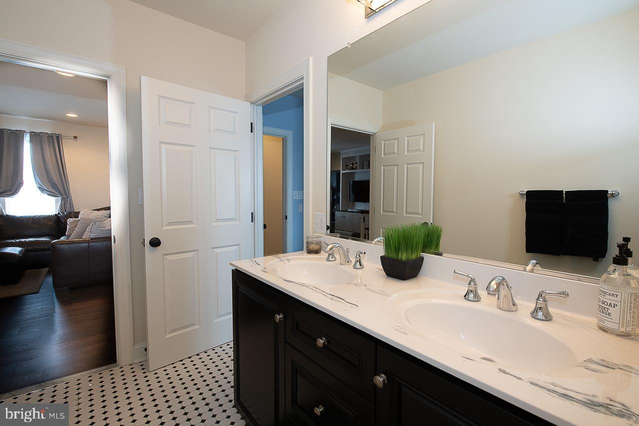 VALLEY PARK - Residential