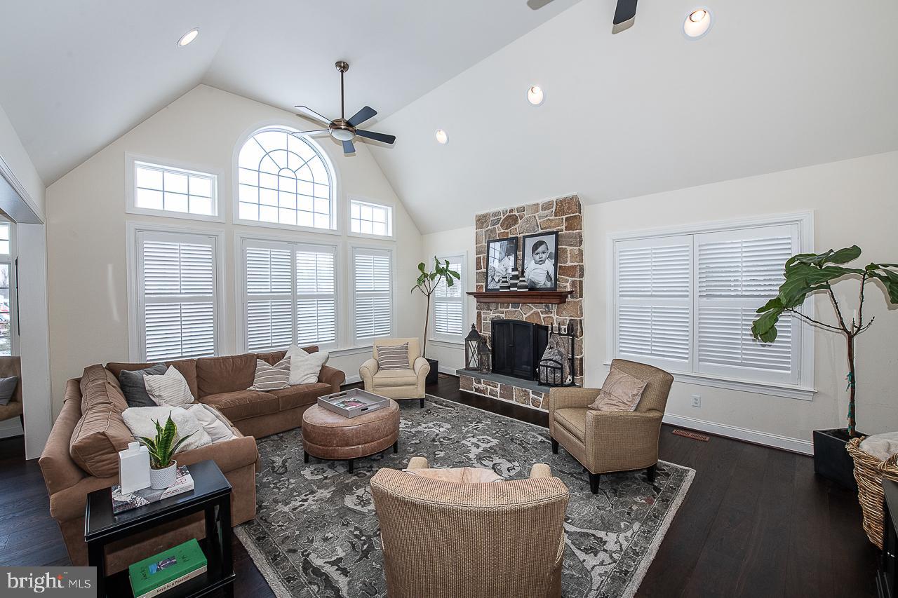 VALLEY PARK - Residential