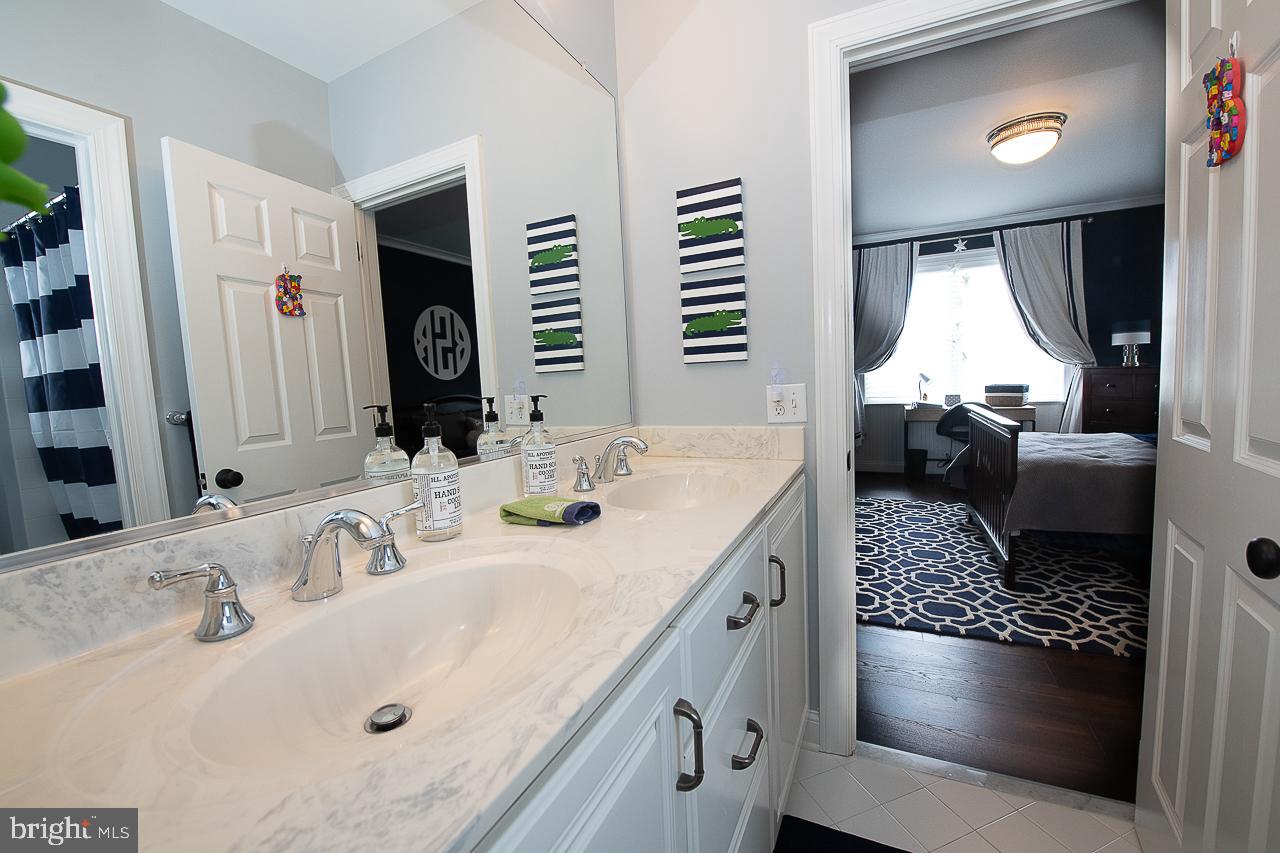 VALLEY PARK - Residential