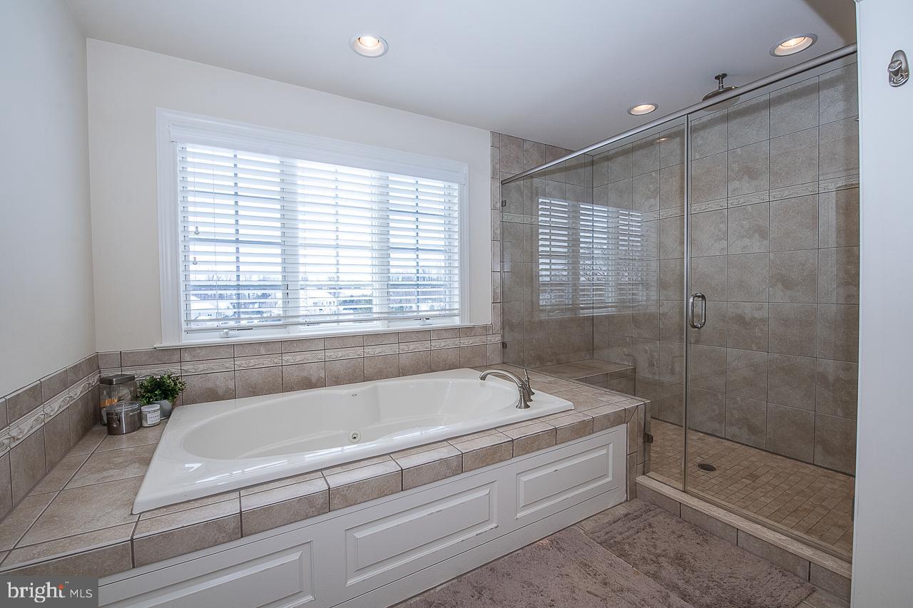 VALLEY PARK - Residential