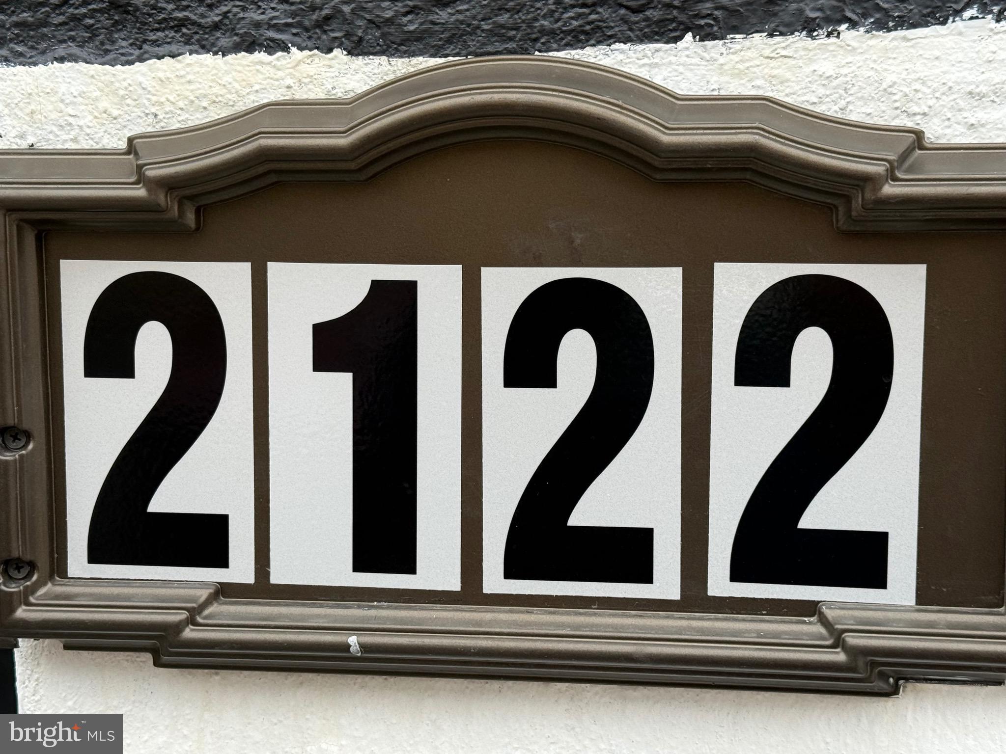 2122 W TORONTO STREET