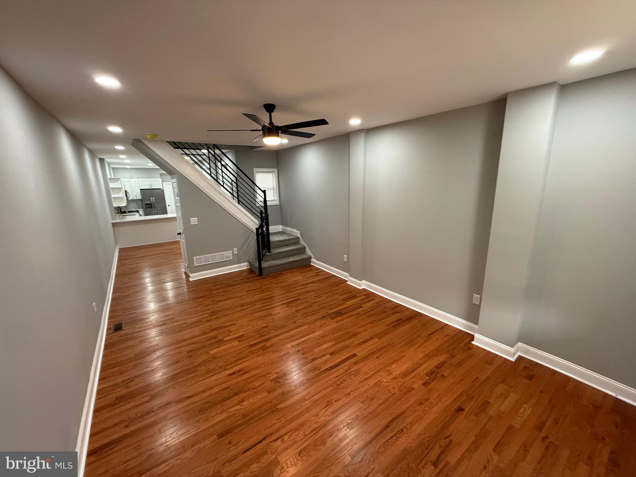 2122 W TORONTO STREET