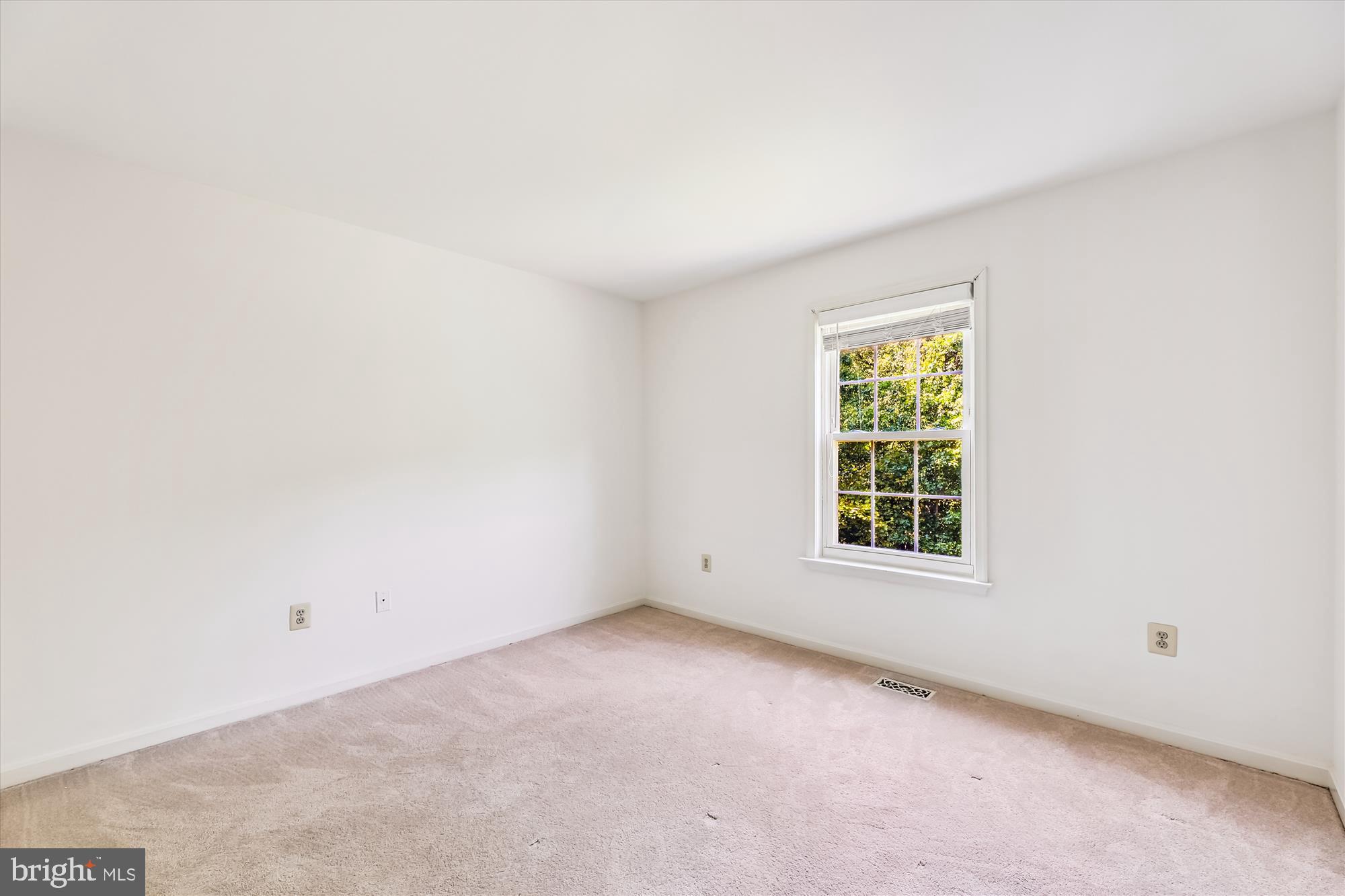 KINGS GLENN - Residential Lease