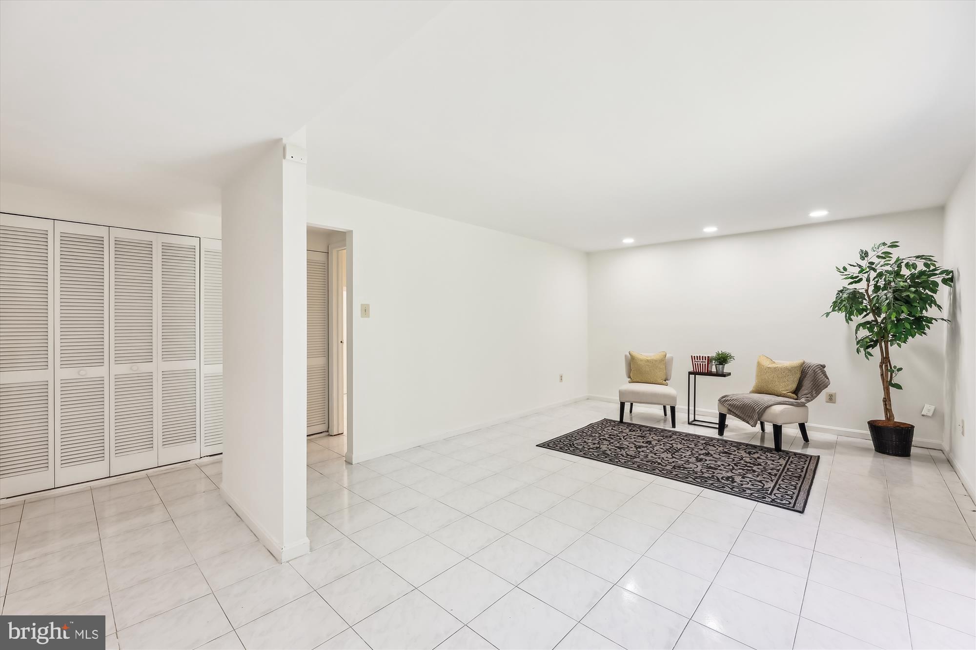 KINGS GLENN - Residential Lease