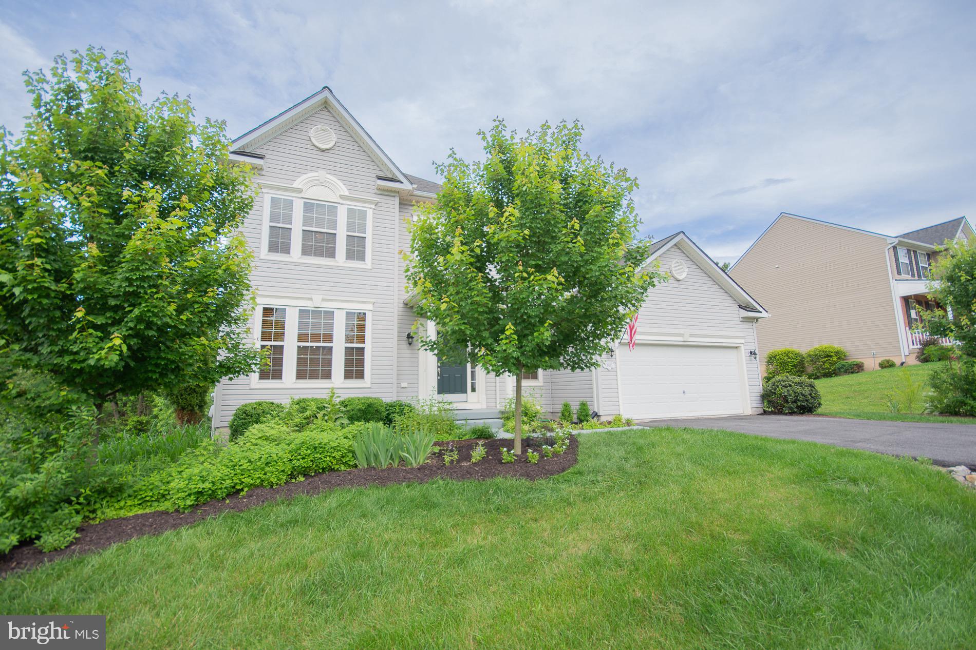 BROOKFIELD ON THE POTOMAC - Residential