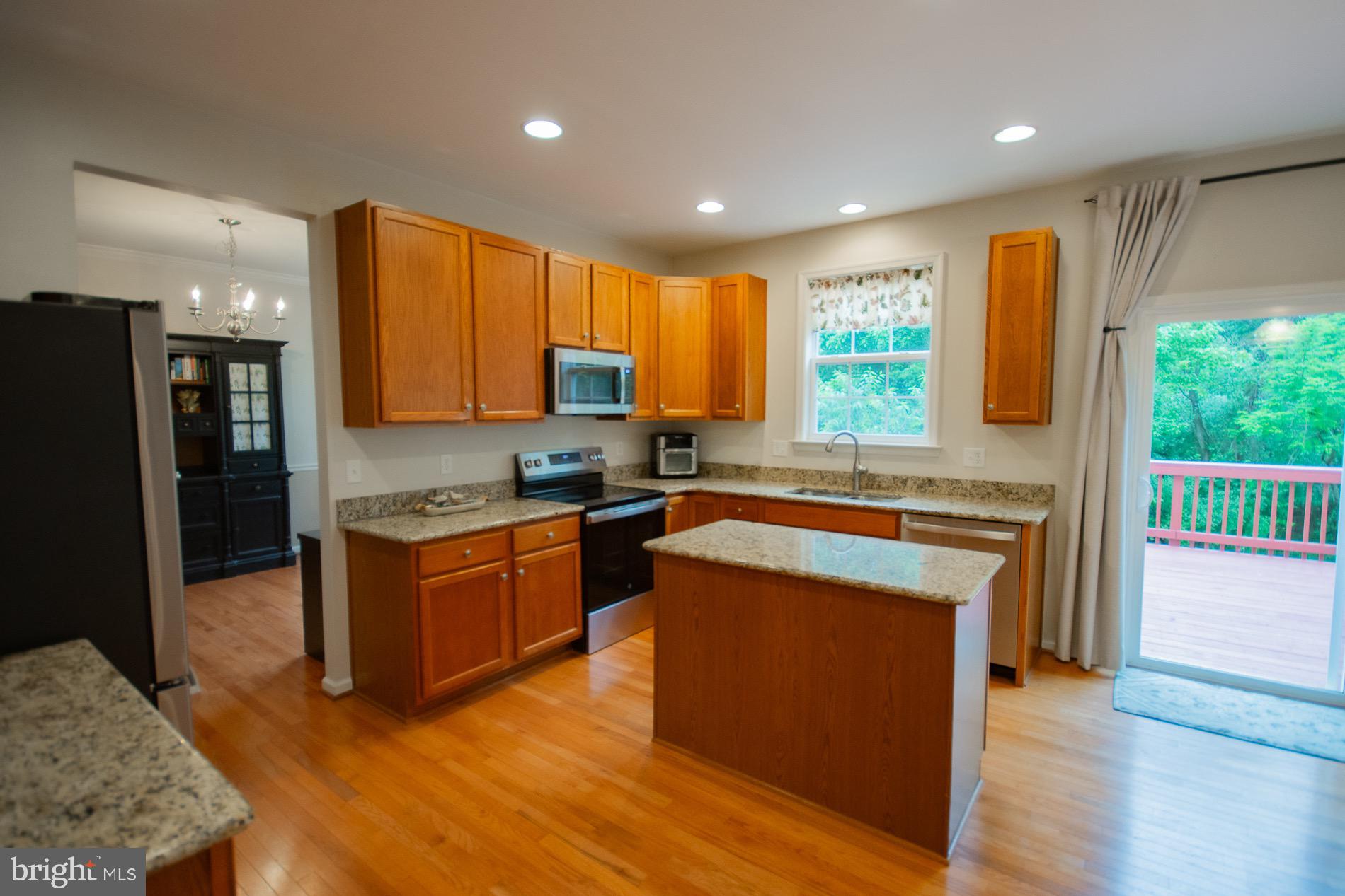 BROOKFIELD ON THE POTOMAC - Residential