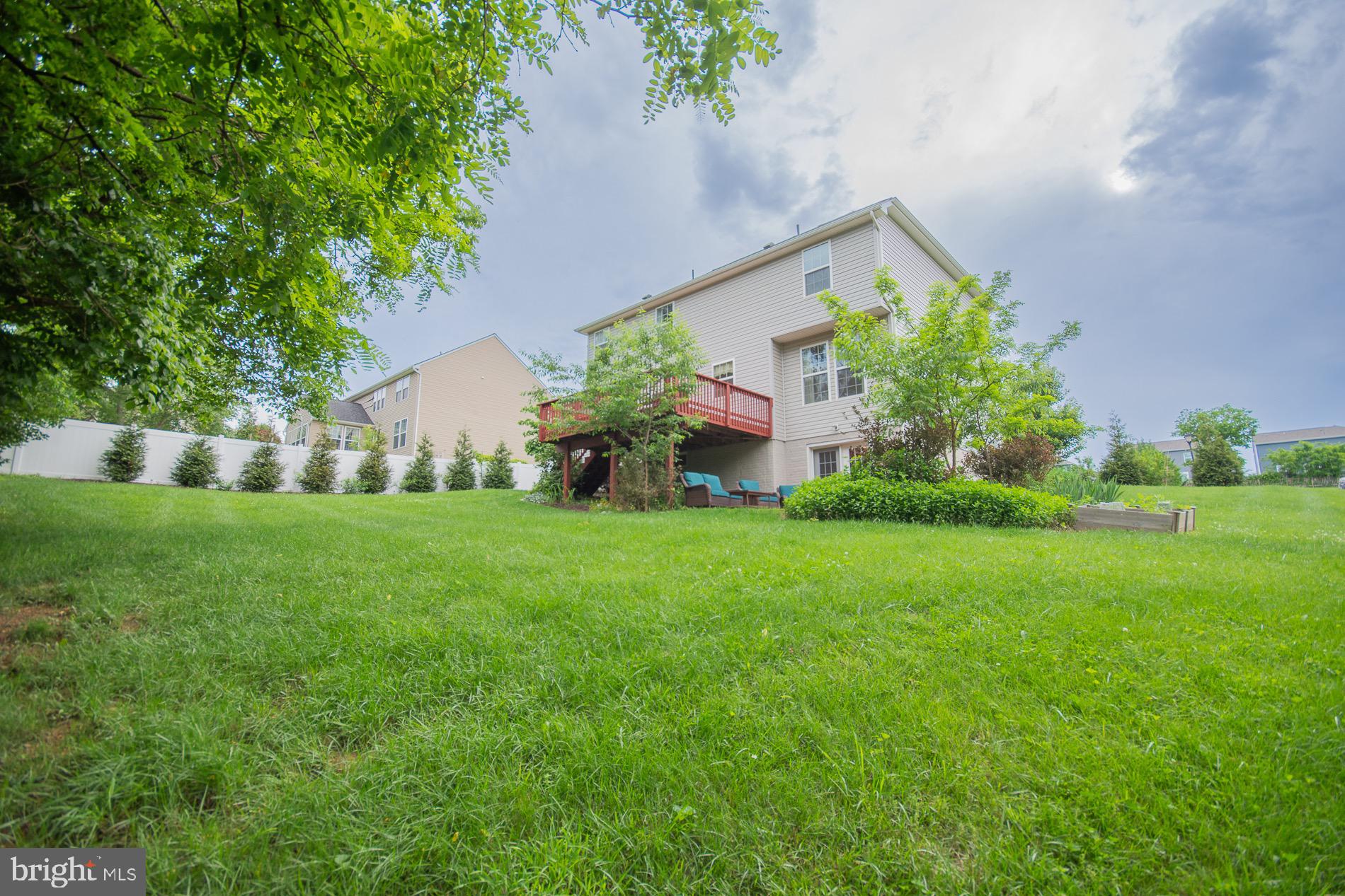 BROOKFIELD ON THE POTOMAC - Residential