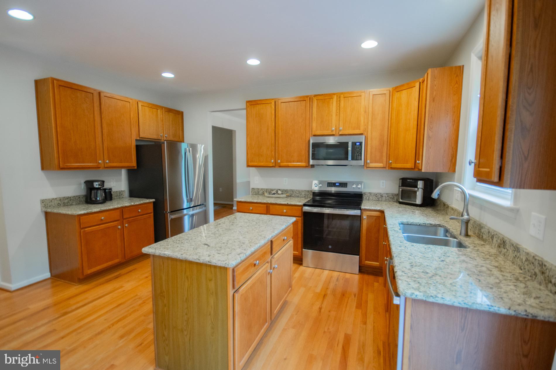 BROOKFIELD ON THE POTOMAC - Residential