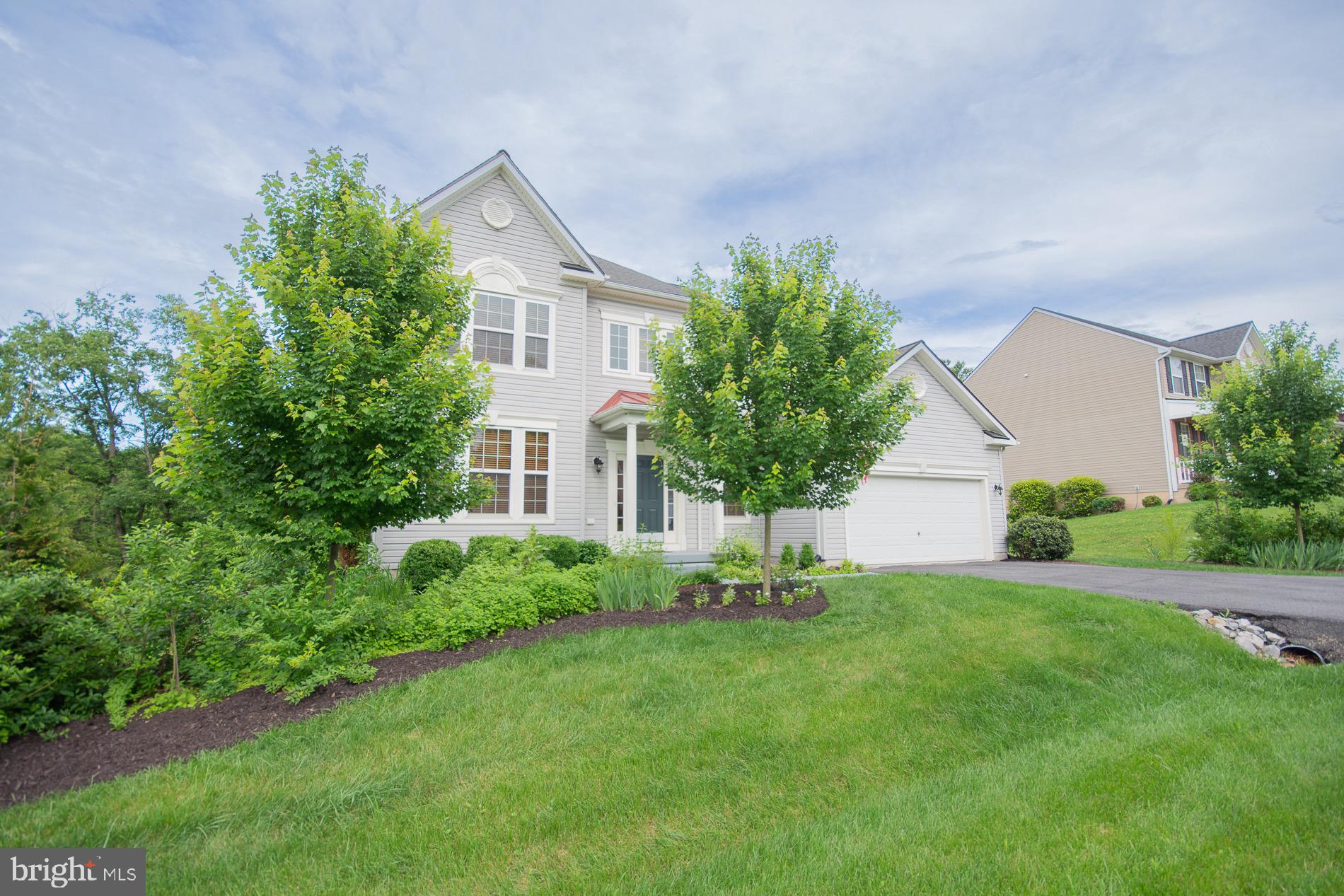 BROOKFIELD ON THE POTOMAC - Residential