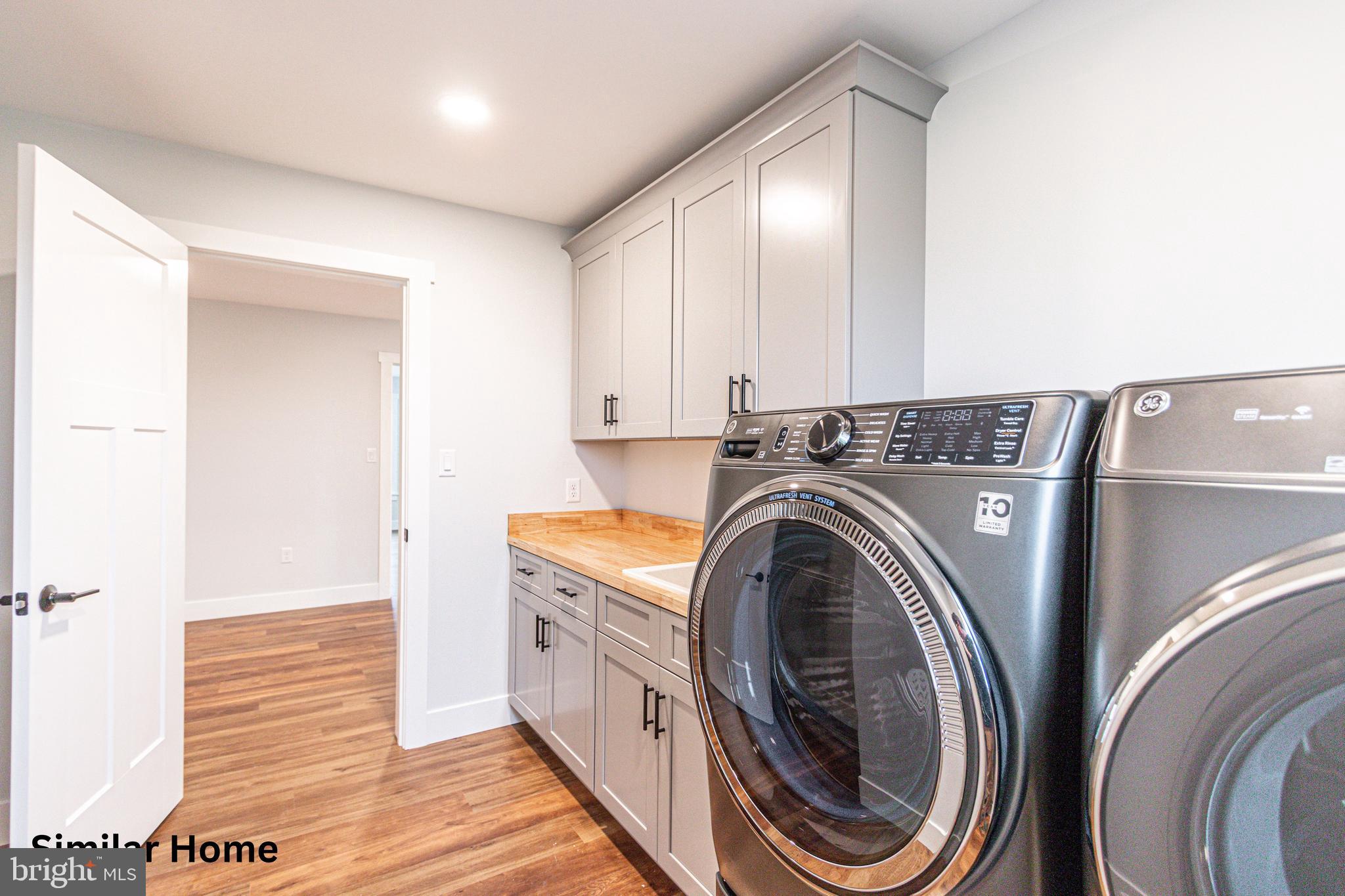 FARMBROOKE MEADOWS - Residential