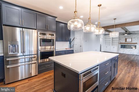 Tiny photo for The Oakley - Farmbrooke Meadows, YORK, PA 17406 (MLS # PAYK2097792)