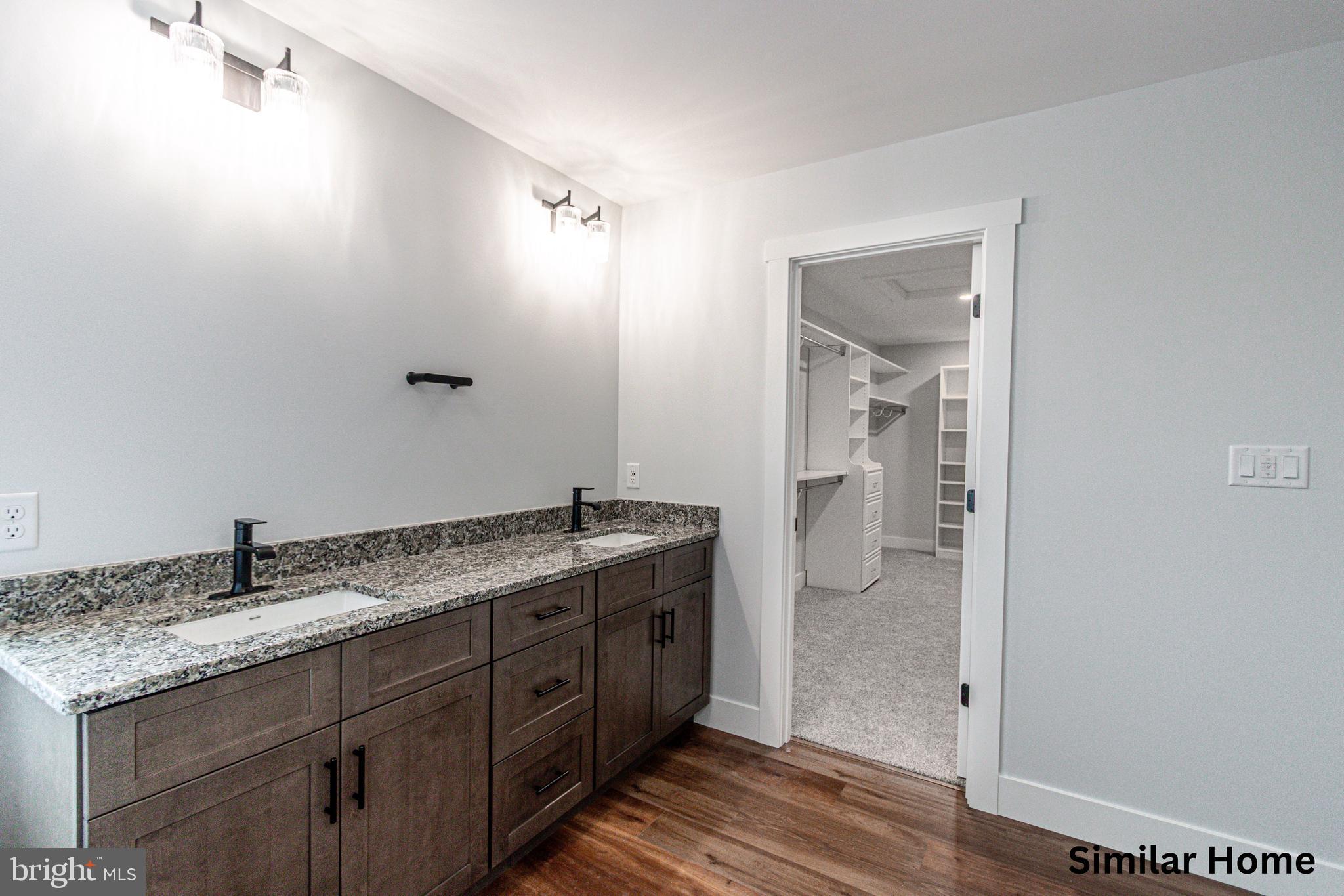 FARMBROOKE MEADOWS - Residential