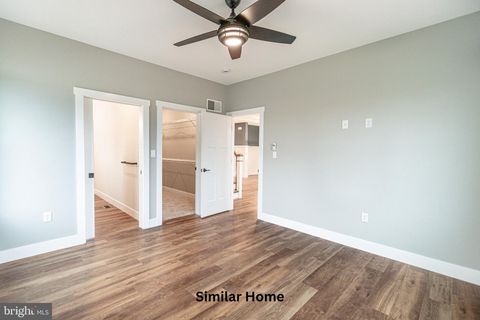 Tiny photo for The Oakley - Farmbrooke Meadows, YORK, PA 17406 (MLS # PAYK2097792)