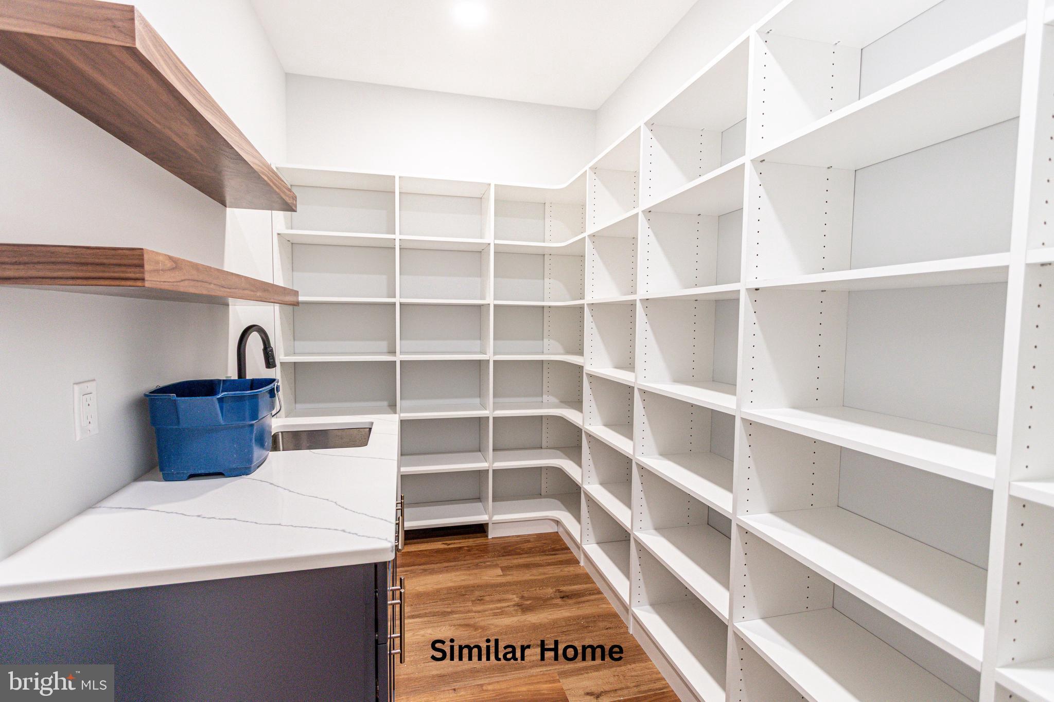 FARMBROOKE MEADOWS - Residential