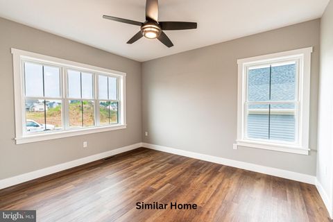 Tiny photo for The Oakley - Farmbrooke Meadows, YORK, PA 17406 (MLS # PAYK2097792)